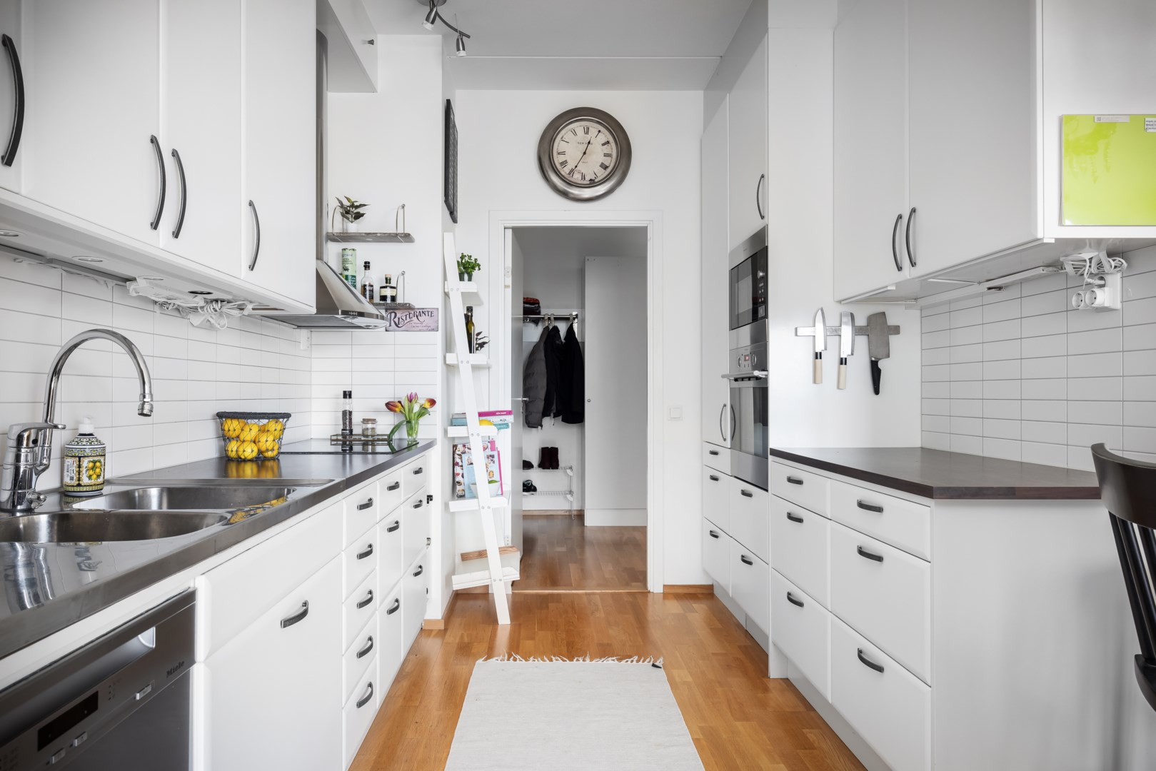 Bostadsbild från Sjökvarnsbacken 10, Såld i Saltsjöqvarn, Nacka