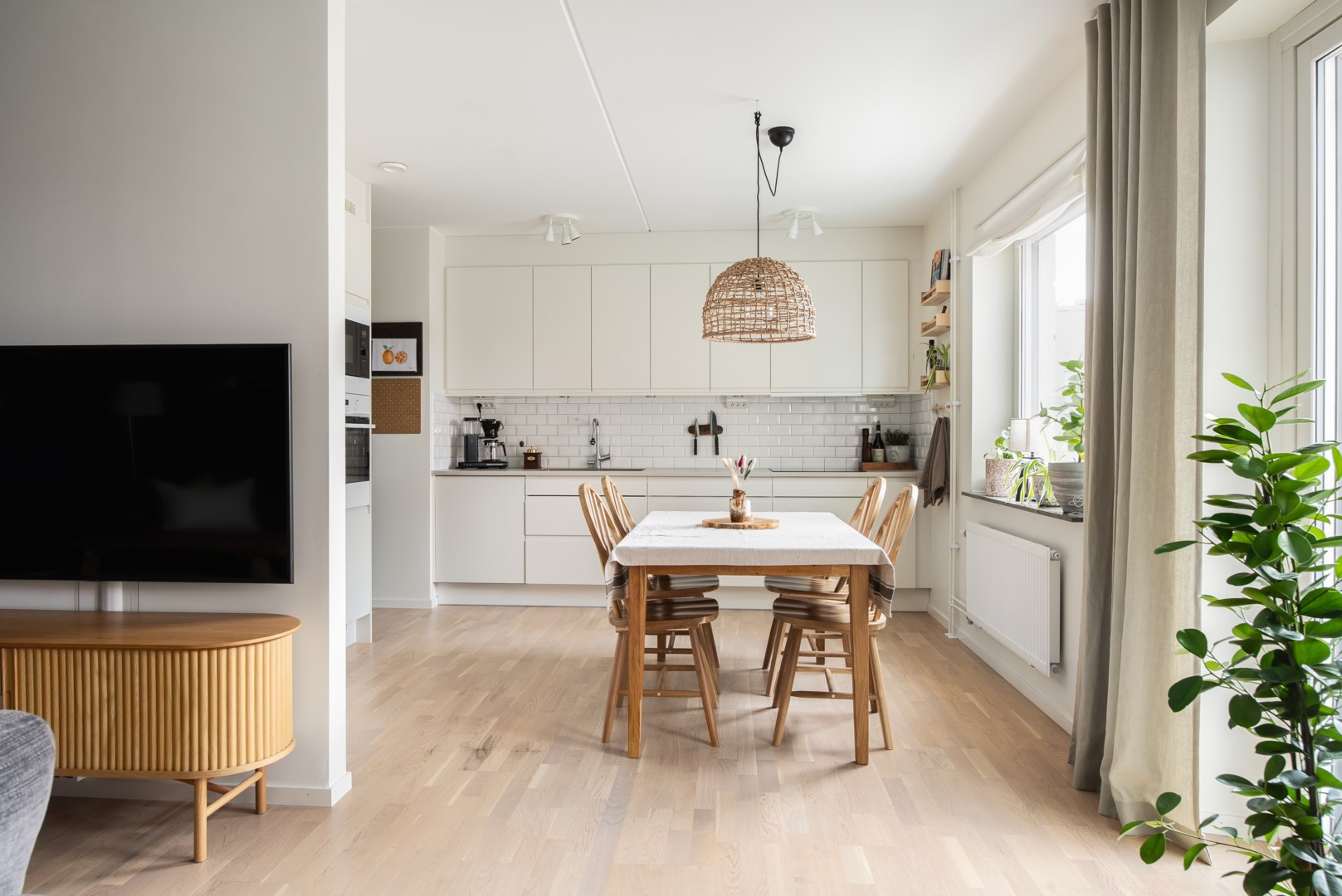 Bostadsbild från Hedenströms väg 13, Såld i Tollare, Nacka