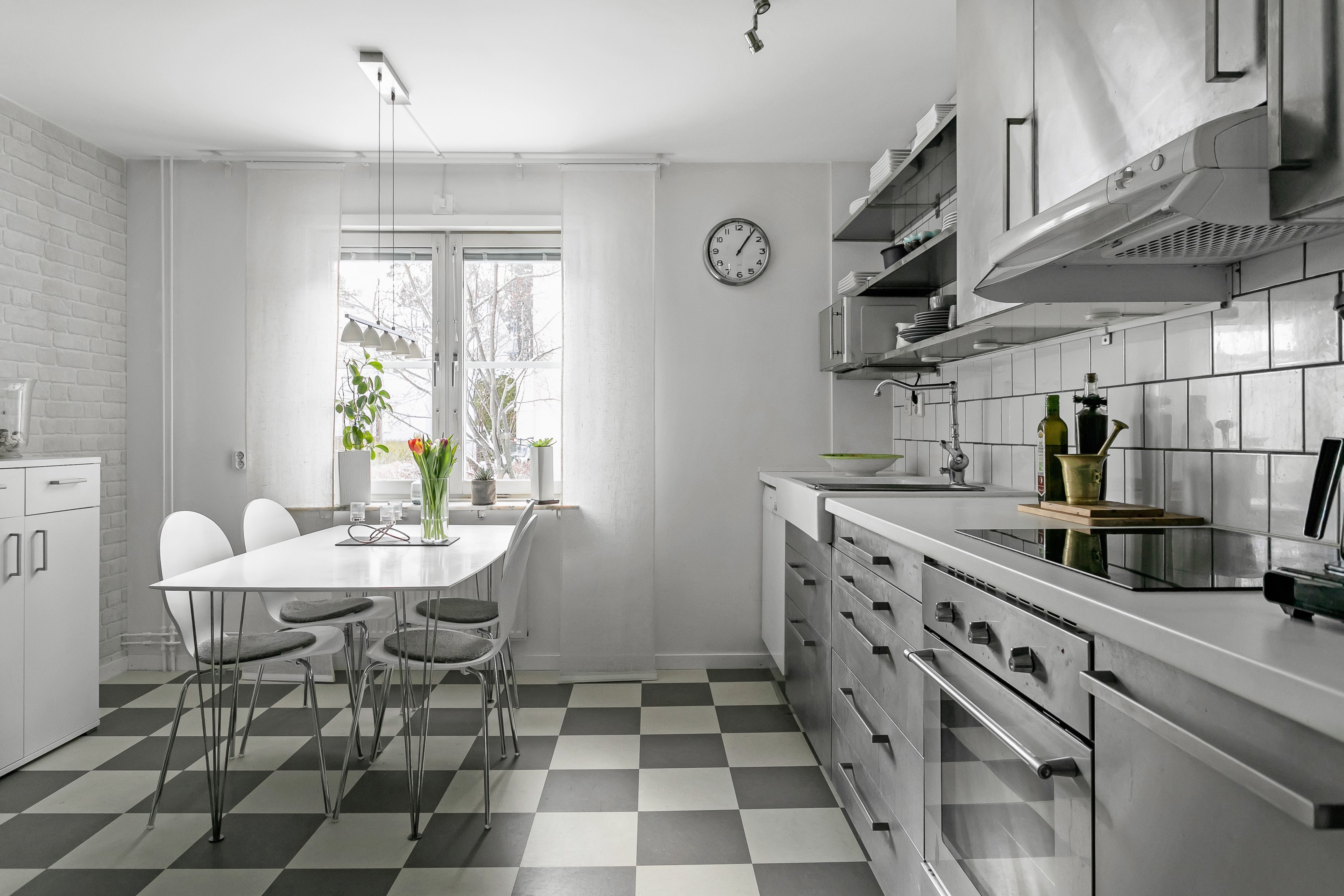 Bostadsbild från Tryffelvägen 88, Såld i Norby, Uppsala