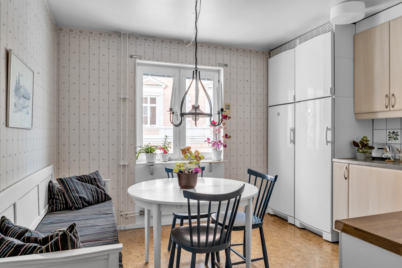 Bostadsbild från Linnégatan 19, Såld i Centrum, Uppsala