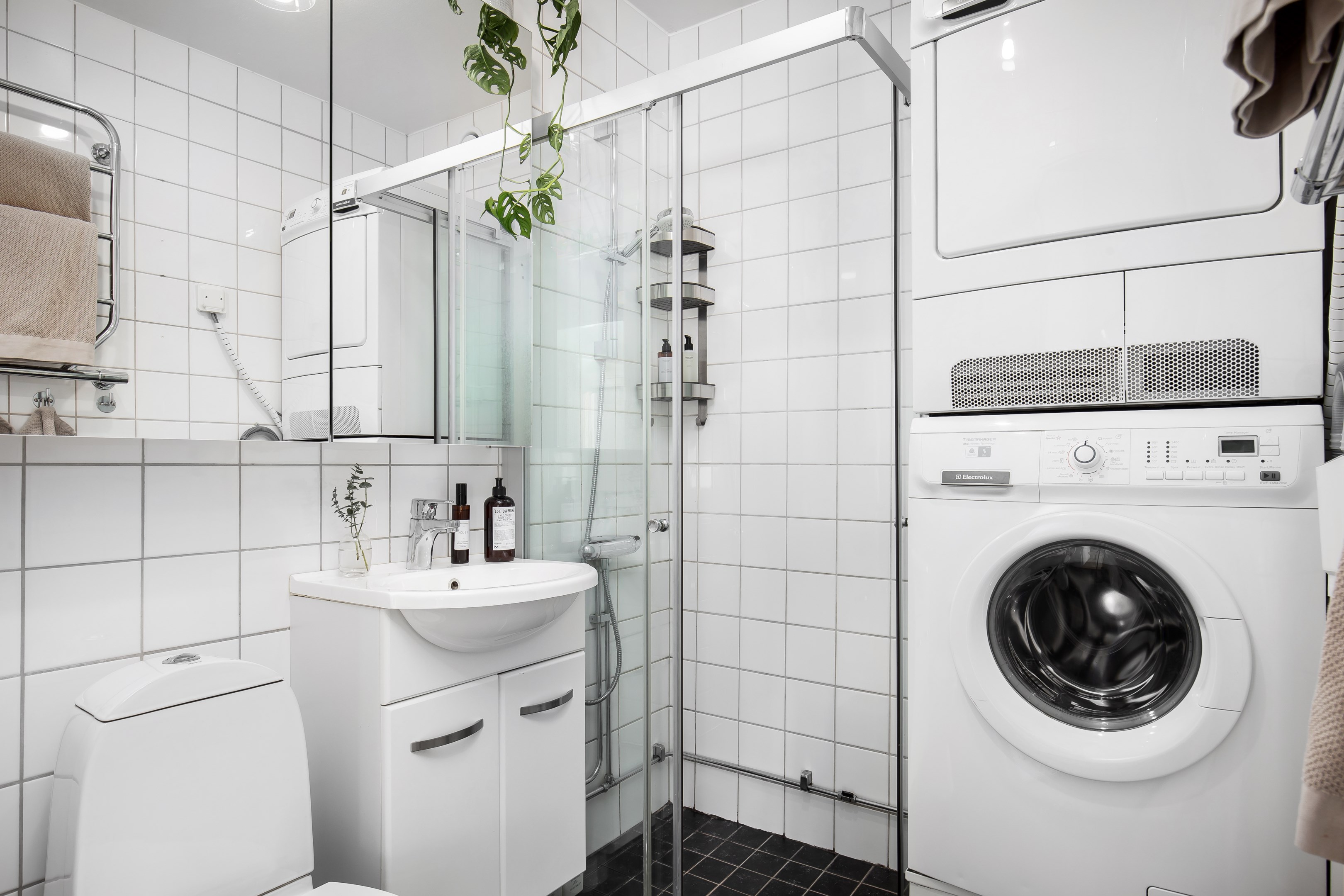 Bostadsbild från Beckasinvägen 32, Såld i Saltängen, Nacka