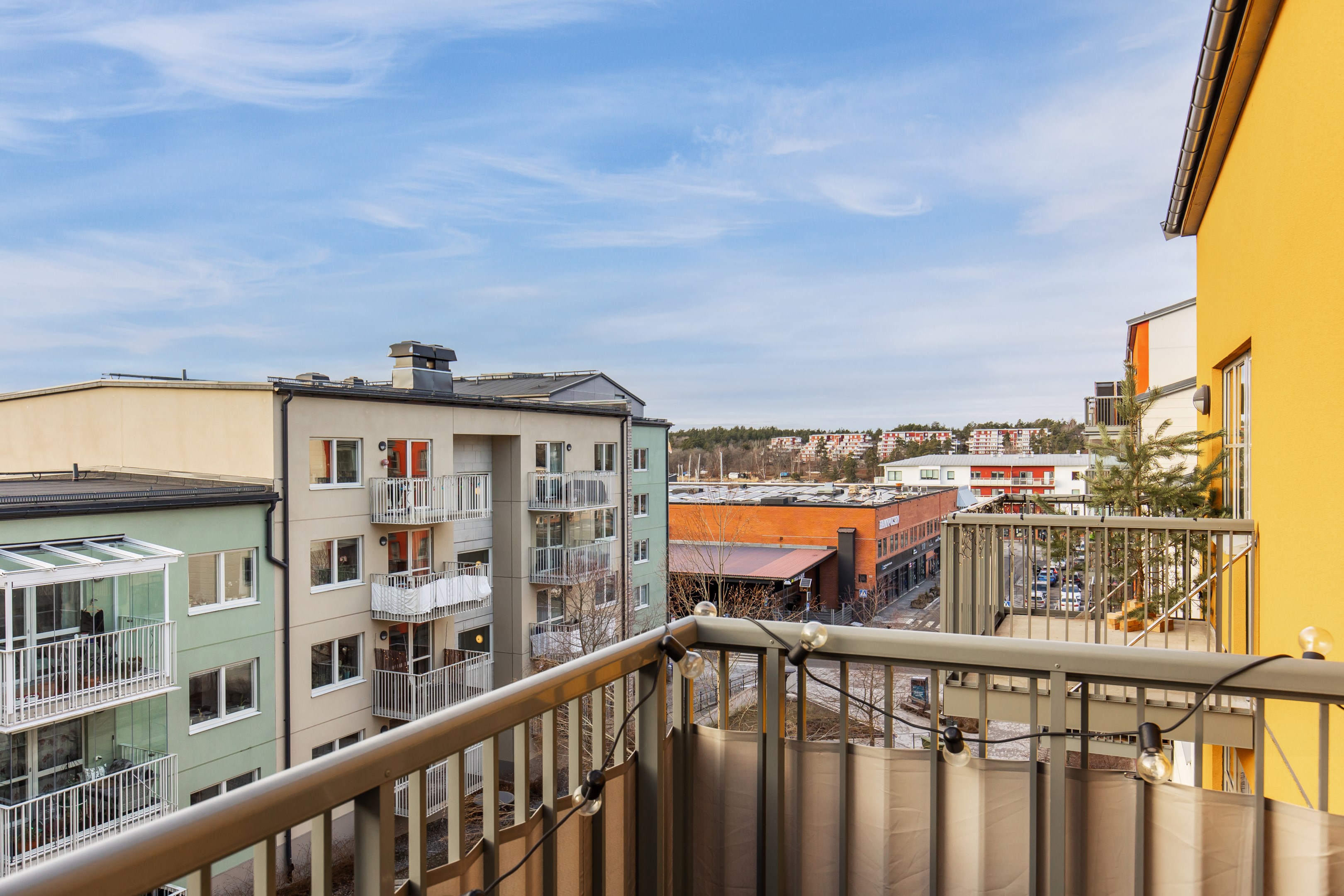 Bostadsbild från Stig Lindbergs gata 10, 3 tr, Såld i Porslinskvarteren, Värmdö