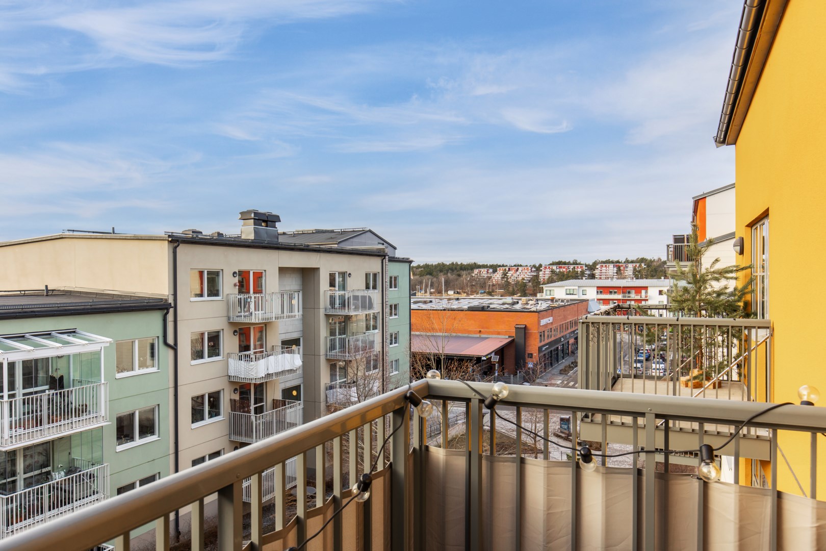 Bostadsbild från Stig Lindbergs gata 10, 3 tr, Såld i Porslinskvarteren, Värmdö