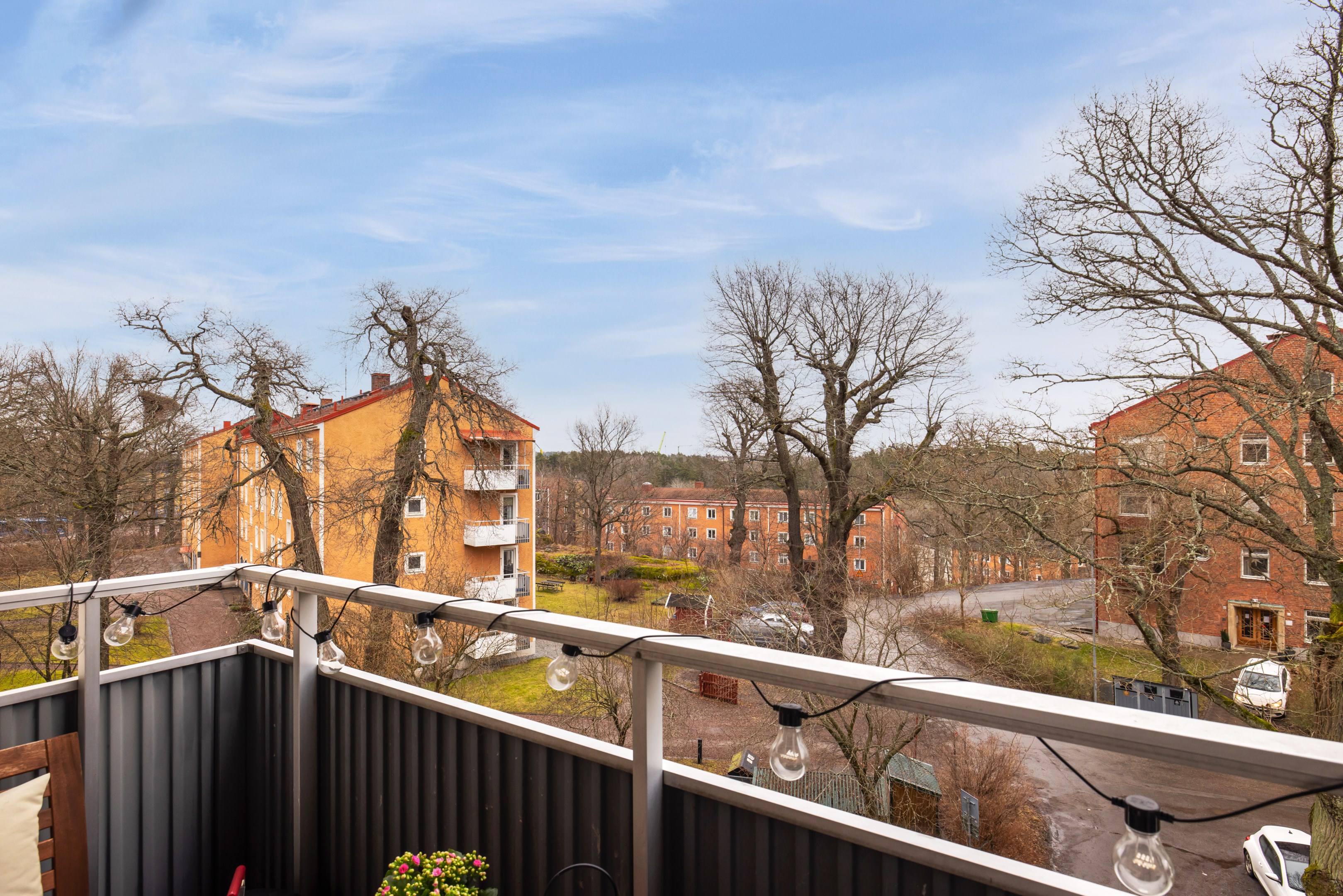 Bostadsbild från Ugglevägen 27C, Såld i Saltängen, Nacka