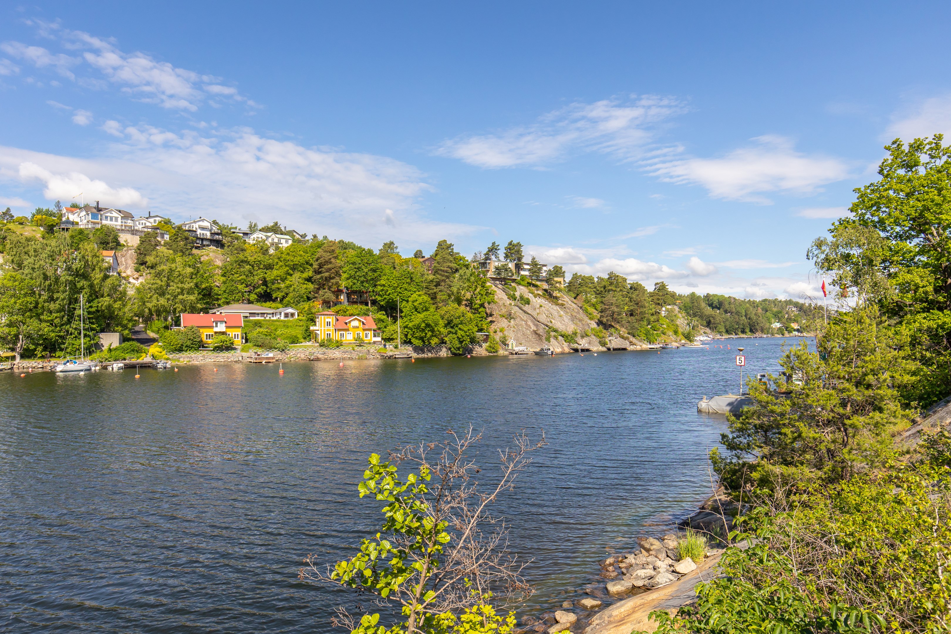 Bostadsbild från Ugglevägen 27C, Såld i Saltängen, Nacka