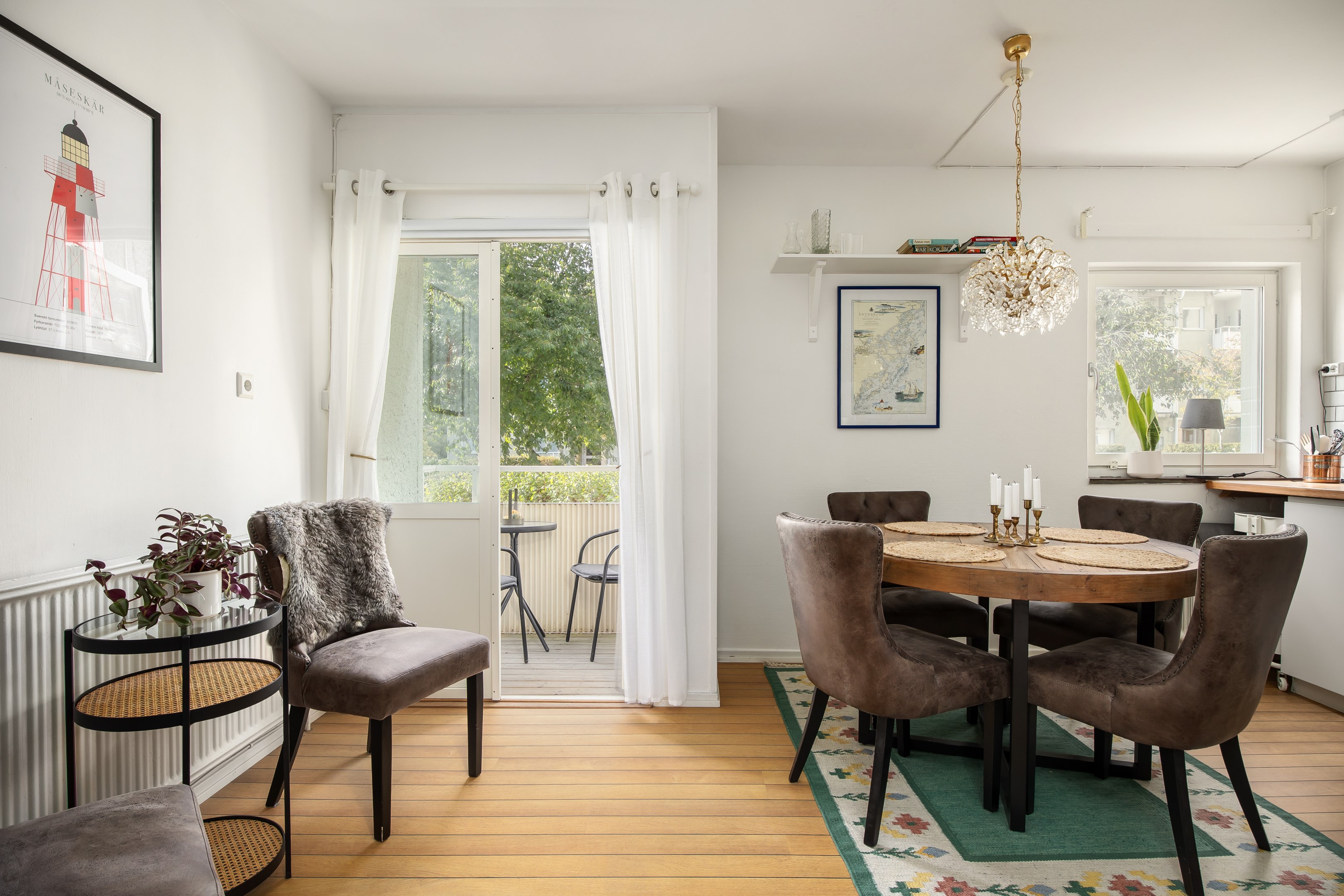 Bostadsbild från Finnbergsvägen 24, Till salu i Finnberget, Nacka