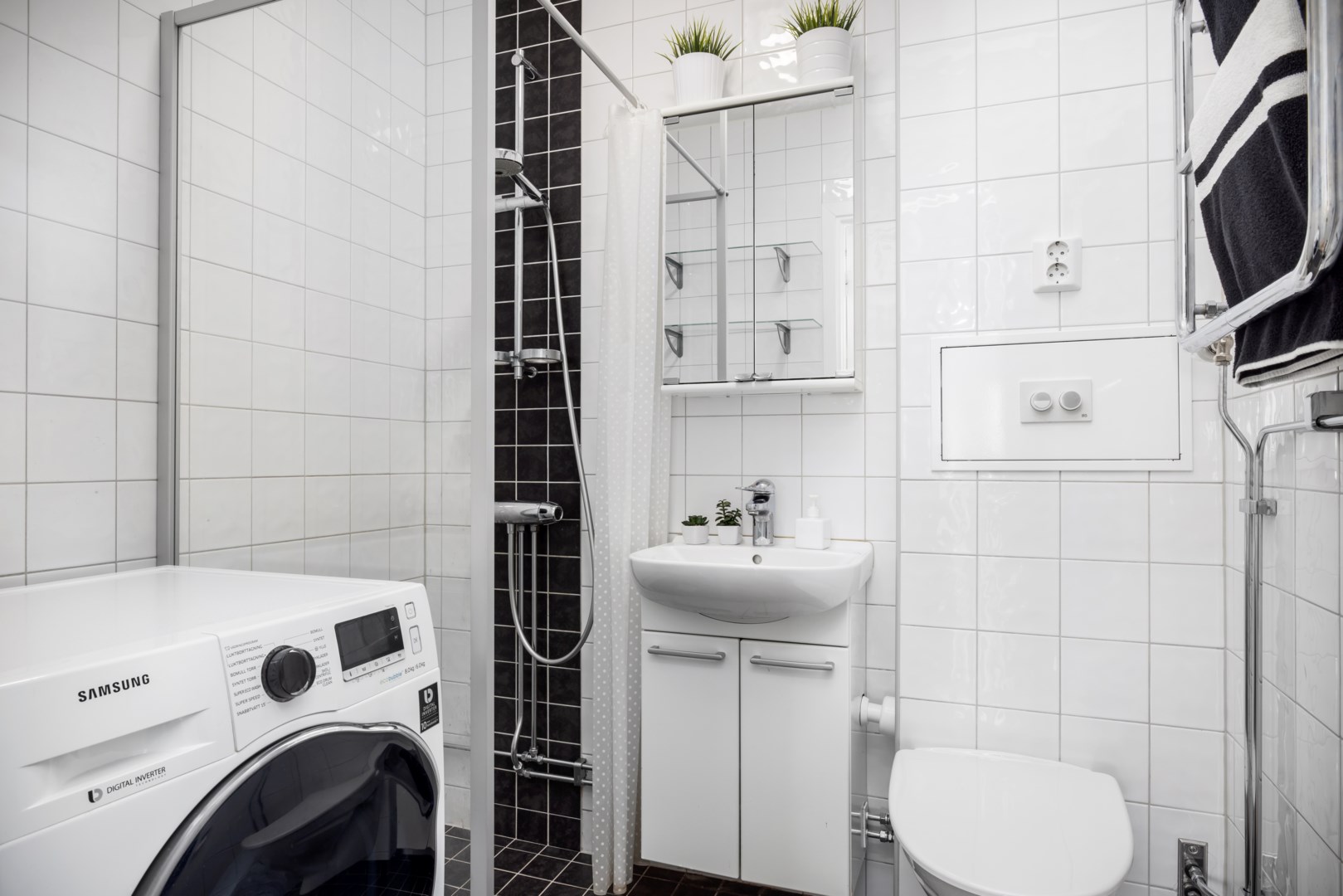 Bostadsbild från Ekuddsvägen 1, 8 tr, Såld i Ekudden, Nacka