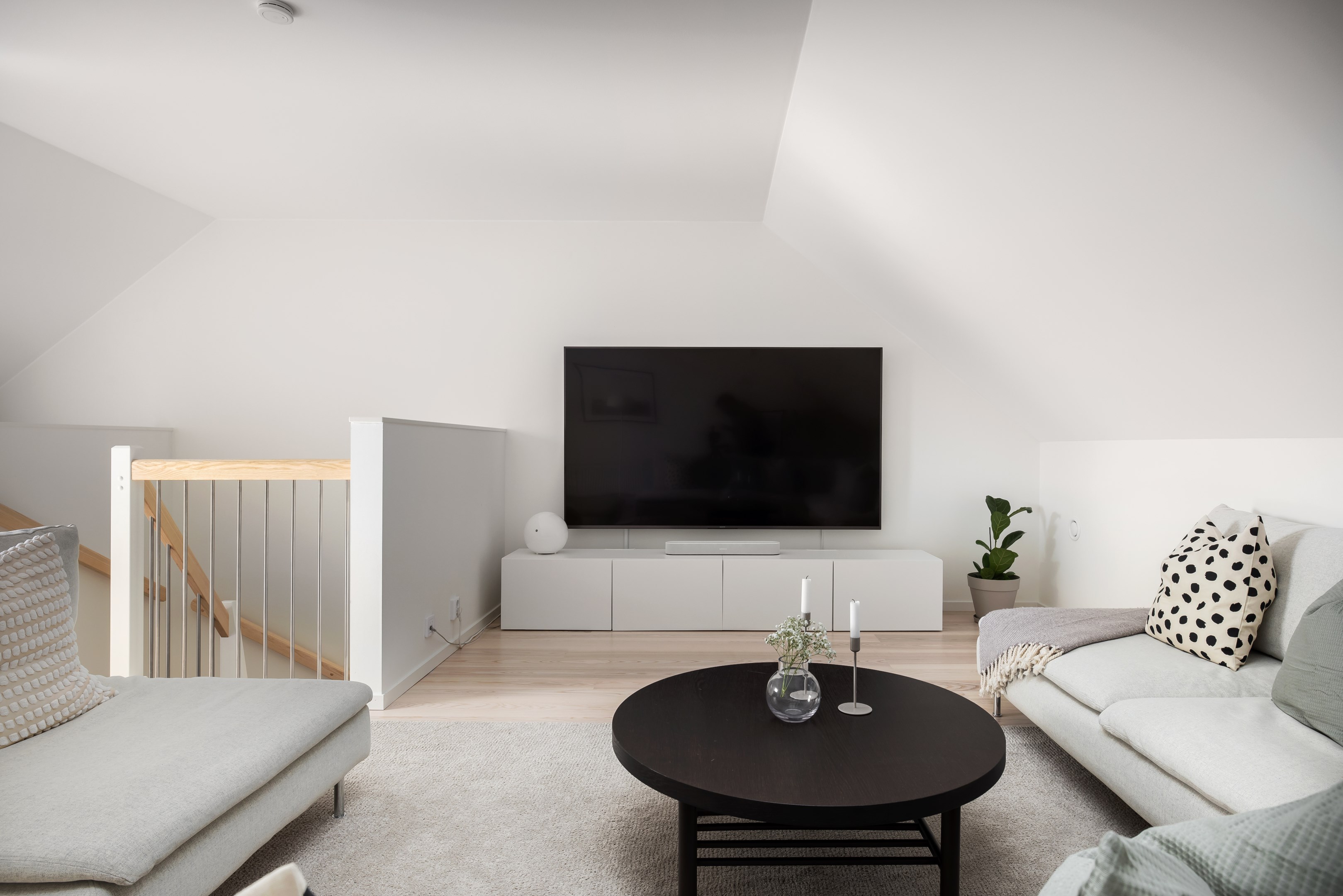 Bostadsbild från Hjortängsvägen 22D, Såld i Björknäs, Nacka