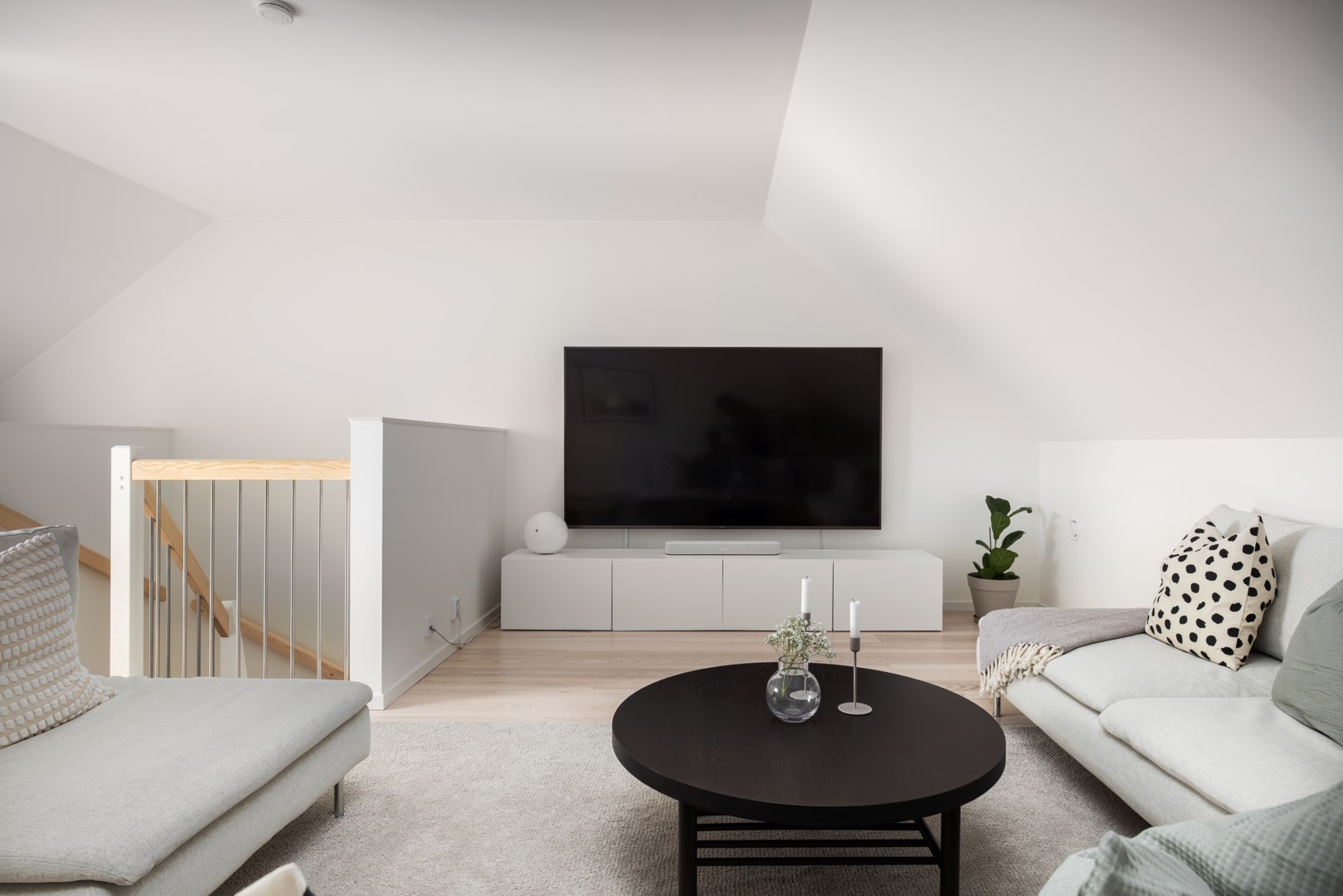 Bostadsbild från Hjortängsvägen 22D, Såld i Björknäs, Nacka