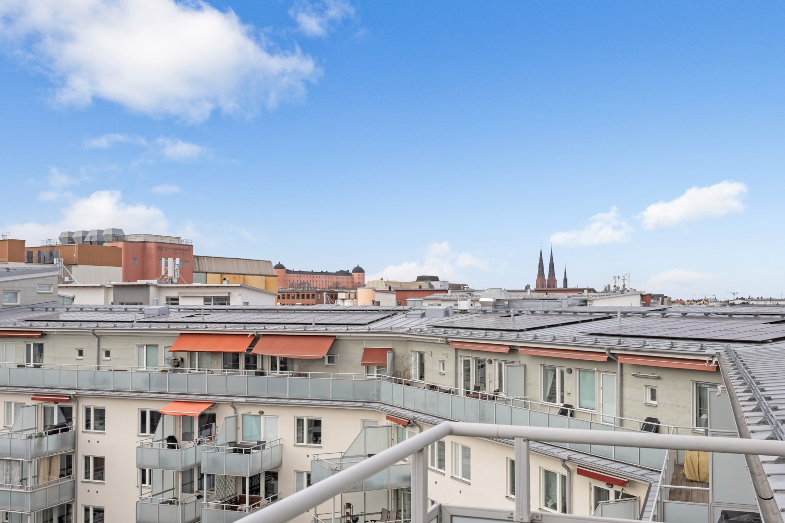 Bostadsbild från Tullgarnsgatan 21, Såld i Kungsängen, Uppsala