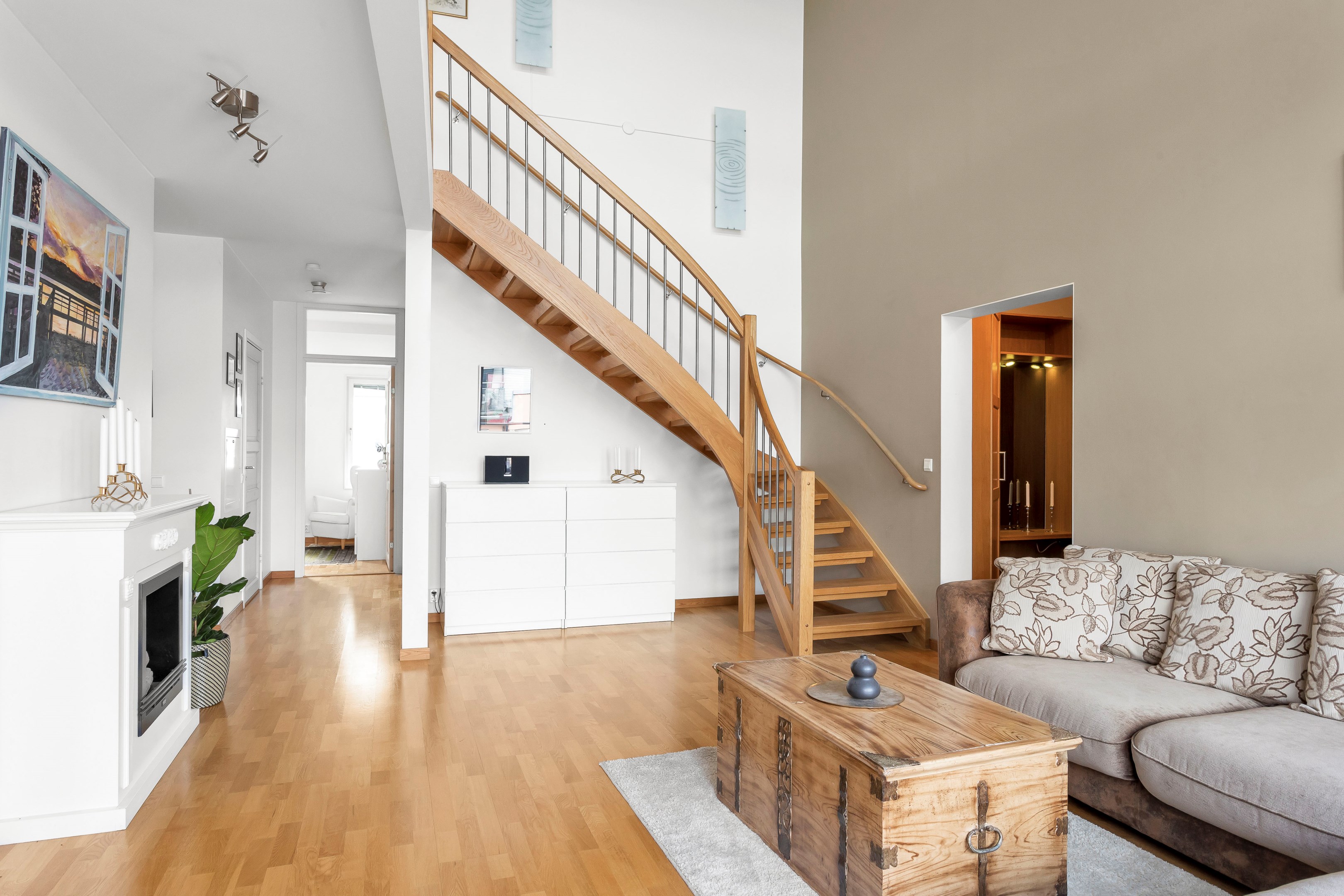 Bostadsbild från Tullgarnsgatan 21, Såld i Kungsängen, Uppsala