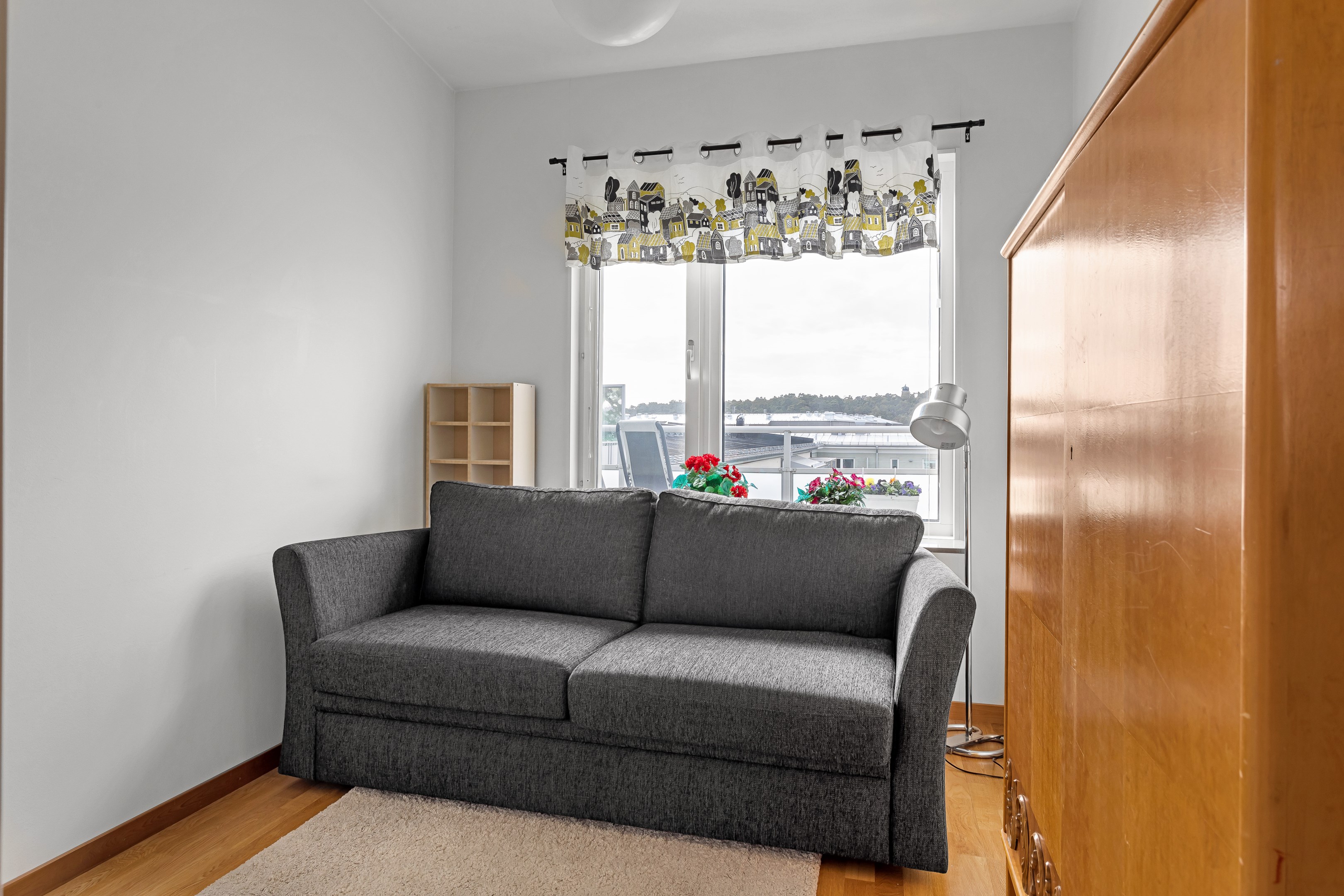 Bostadsbild från Tullgarnsgatan 21, Såld i Kungsängen, Uppsala