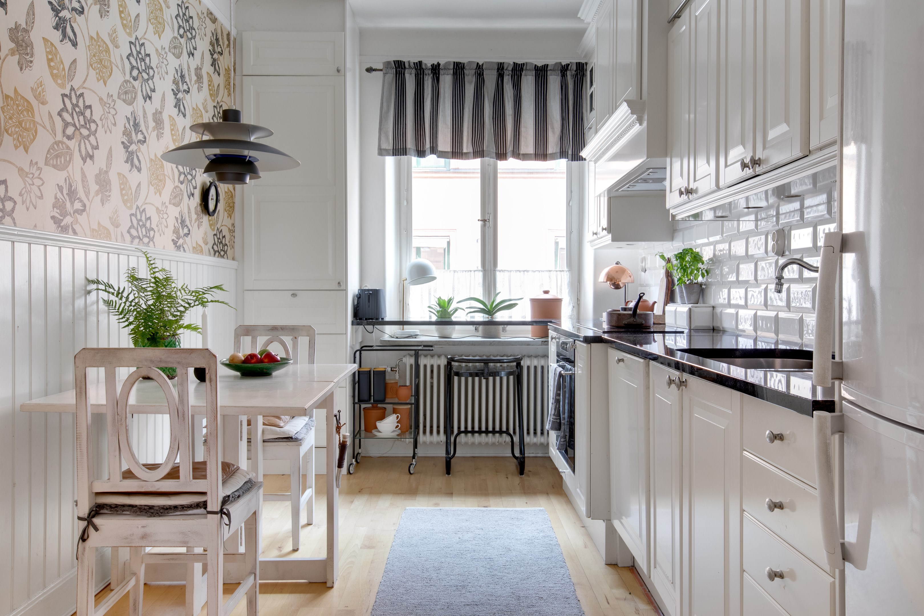 Bostadsbild från Övre Slottsgatan 8 A, Såld i Öfre Slotts, Uppsala