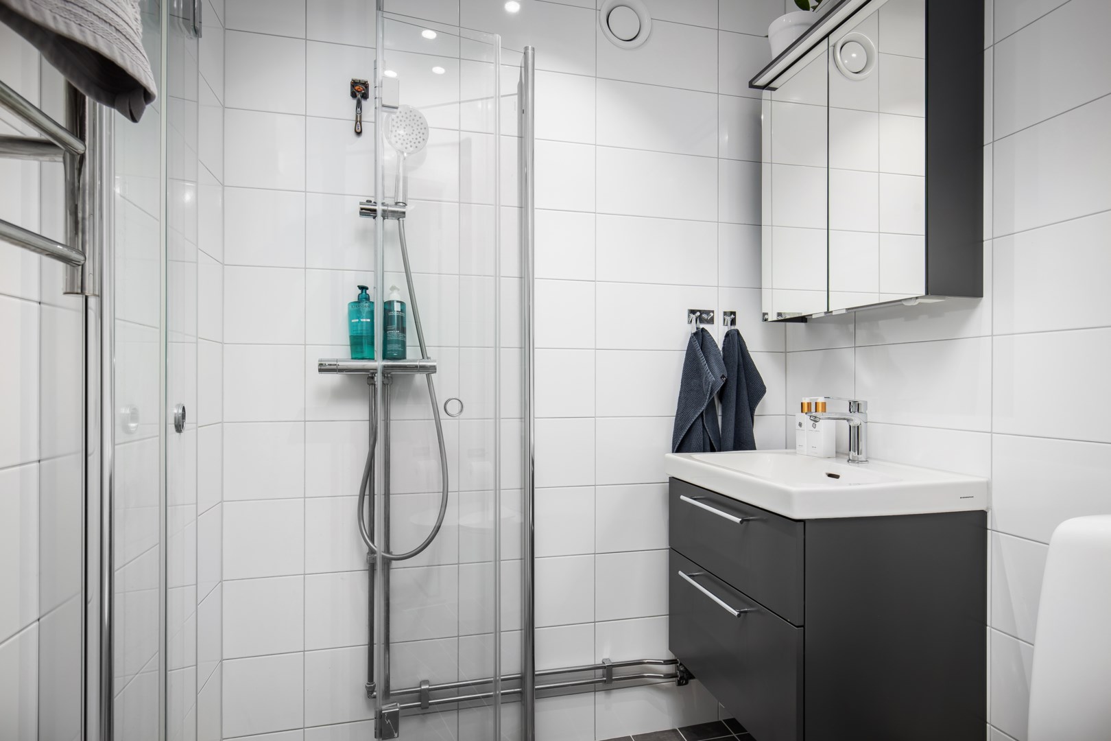 Bostadsbild från Edinsvägen 1, Såld i Ektorp, Nacka