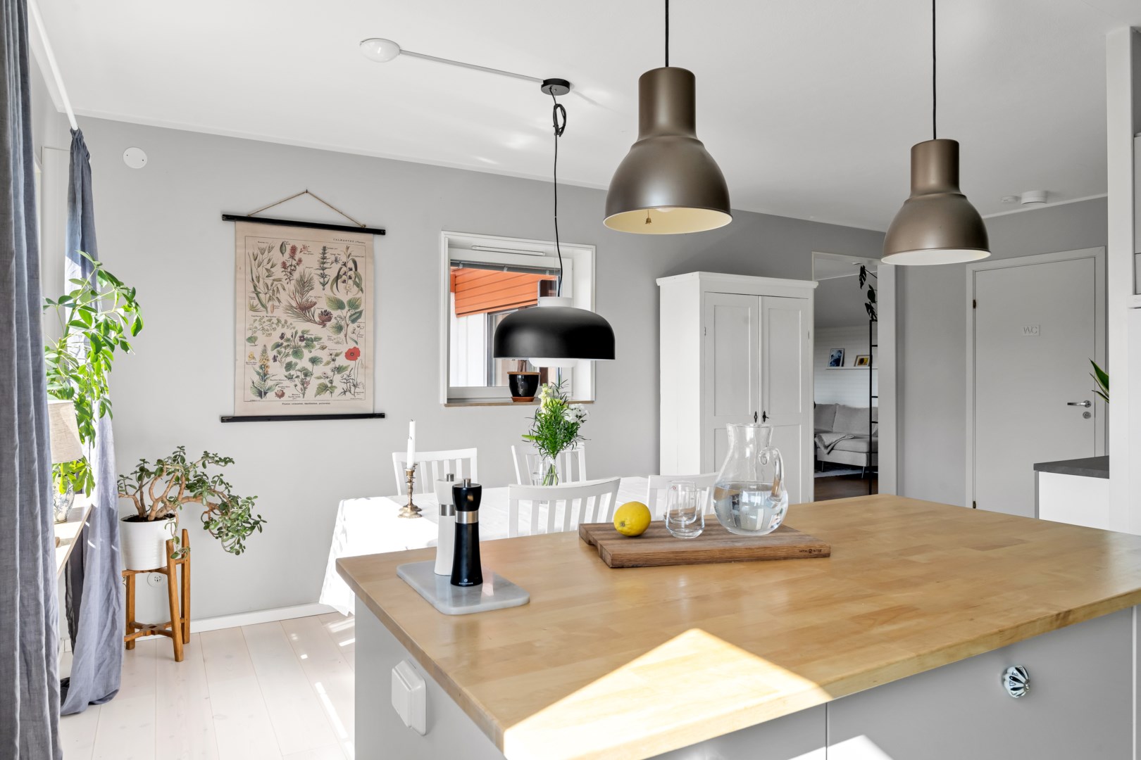 Bostadsbild från Kontrabasvägen 3, Såld i Gottsunda, Uppsala