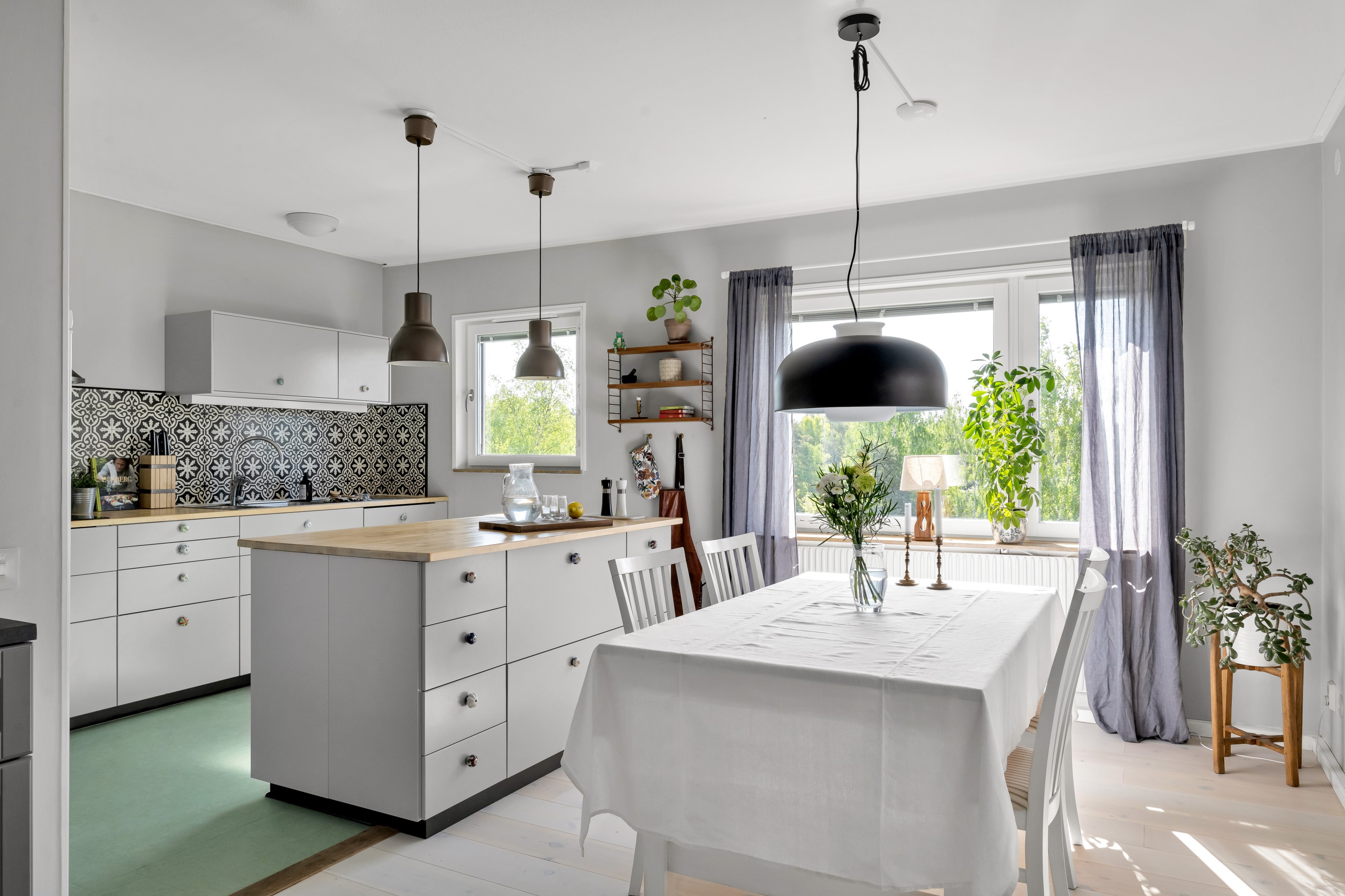 Bostadsbild från Kontrabasvägen 3, Såld i Gottsunda, Uppsala