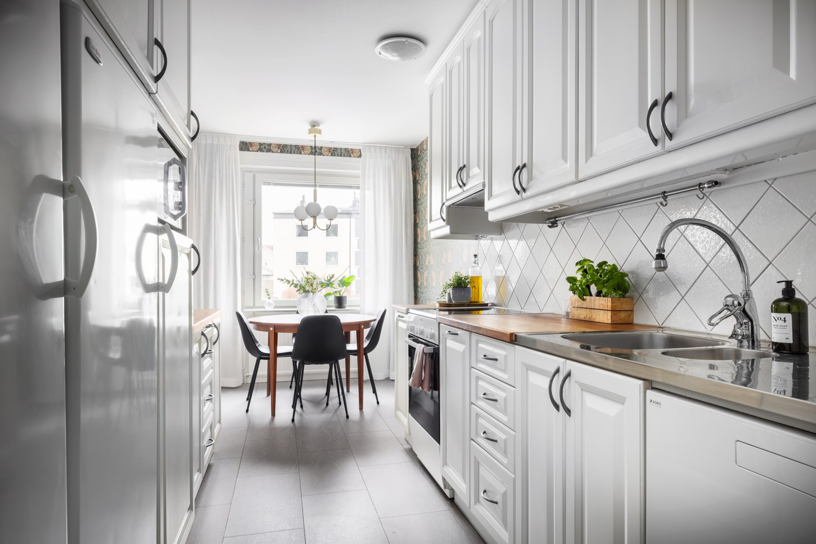 Bostadsbild från Höjdvägen 3C, 1 tr, Såld i Eknäs, Nacka