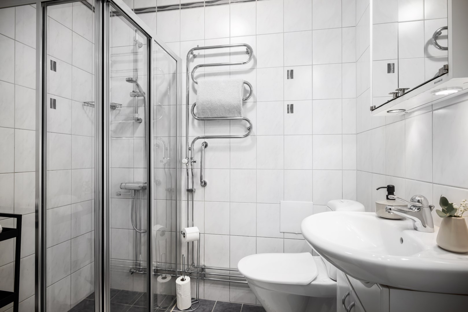 Bostadsbild från Höjdvägen 3C, 1 tr, Såld i Eknäs, Nacka