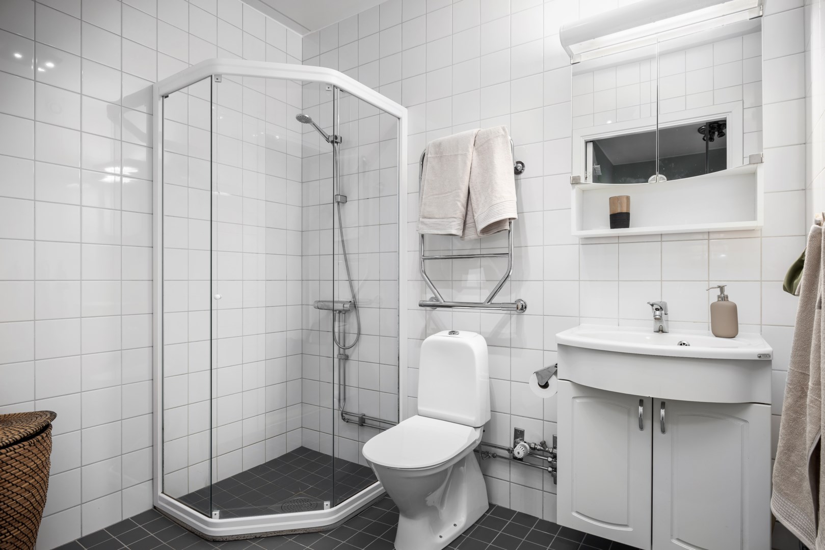 Bostadsbild från Hästholmsvägen 33, Såld i Saltsjöqvarn, Nacka