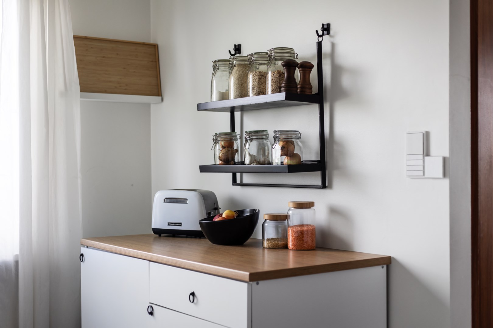 Bostadsbild från Per Hallströms Väg 12, Till salu i Nacka Forum, Nacka