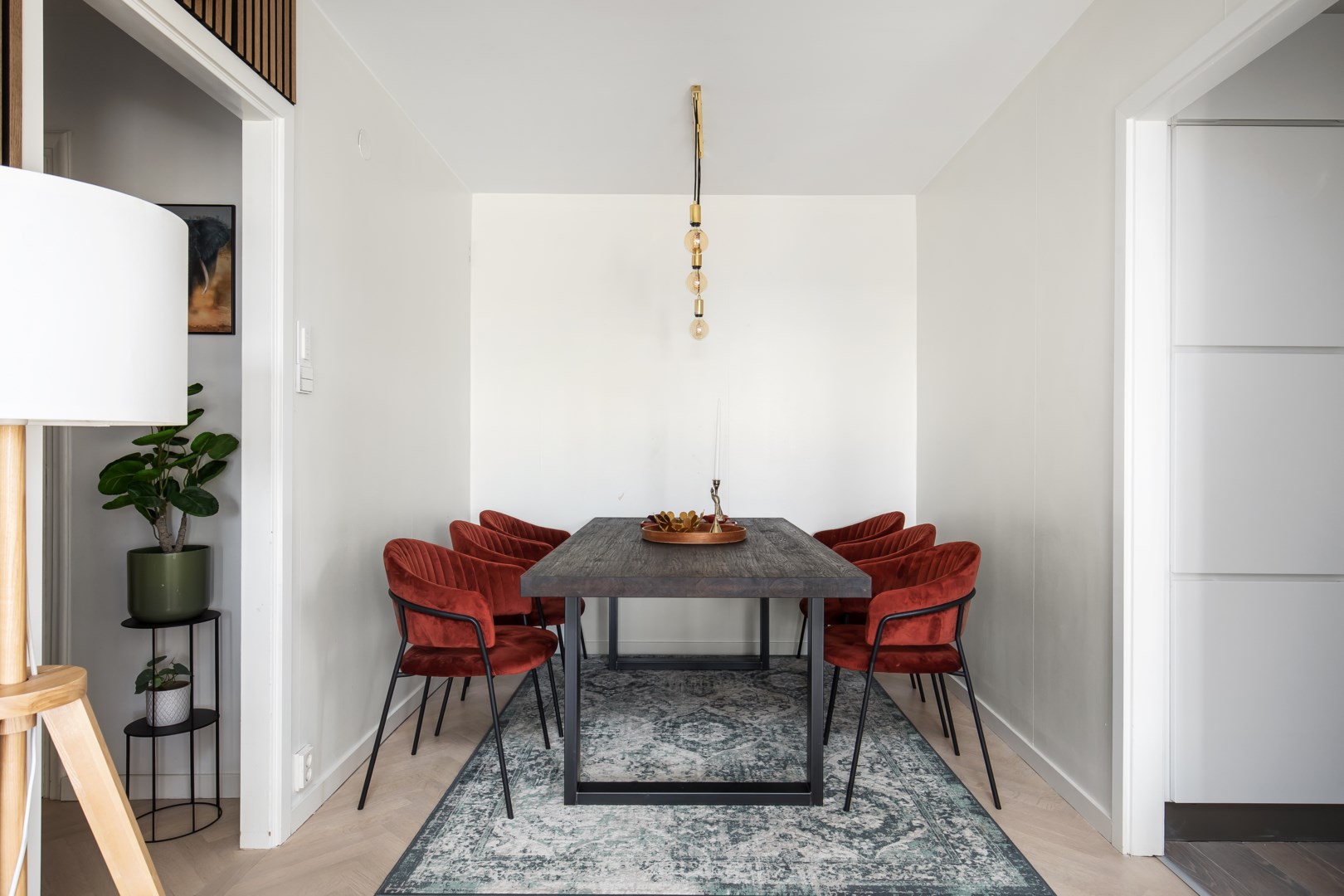 Bostadsbild från Per Hallströms Väg 12, Till salu i Nacka Forum, Nacka