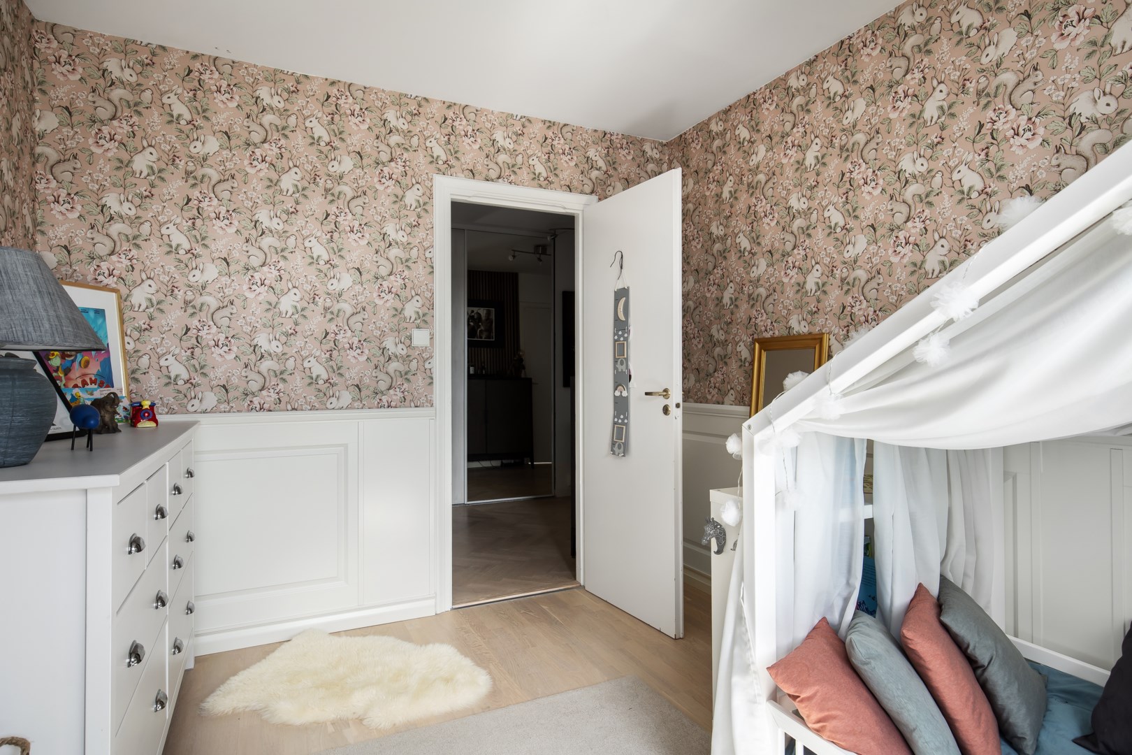 Bostadsbild från Per Hallströms Väg 12, Till salu i Nacka Forum, Nacka