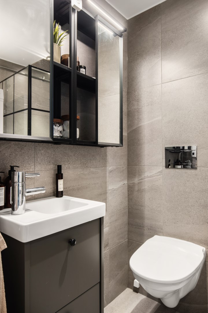 Bostadsbild från Per Hallströms Väg 12, Till salu i Nacka Forum, Nacka