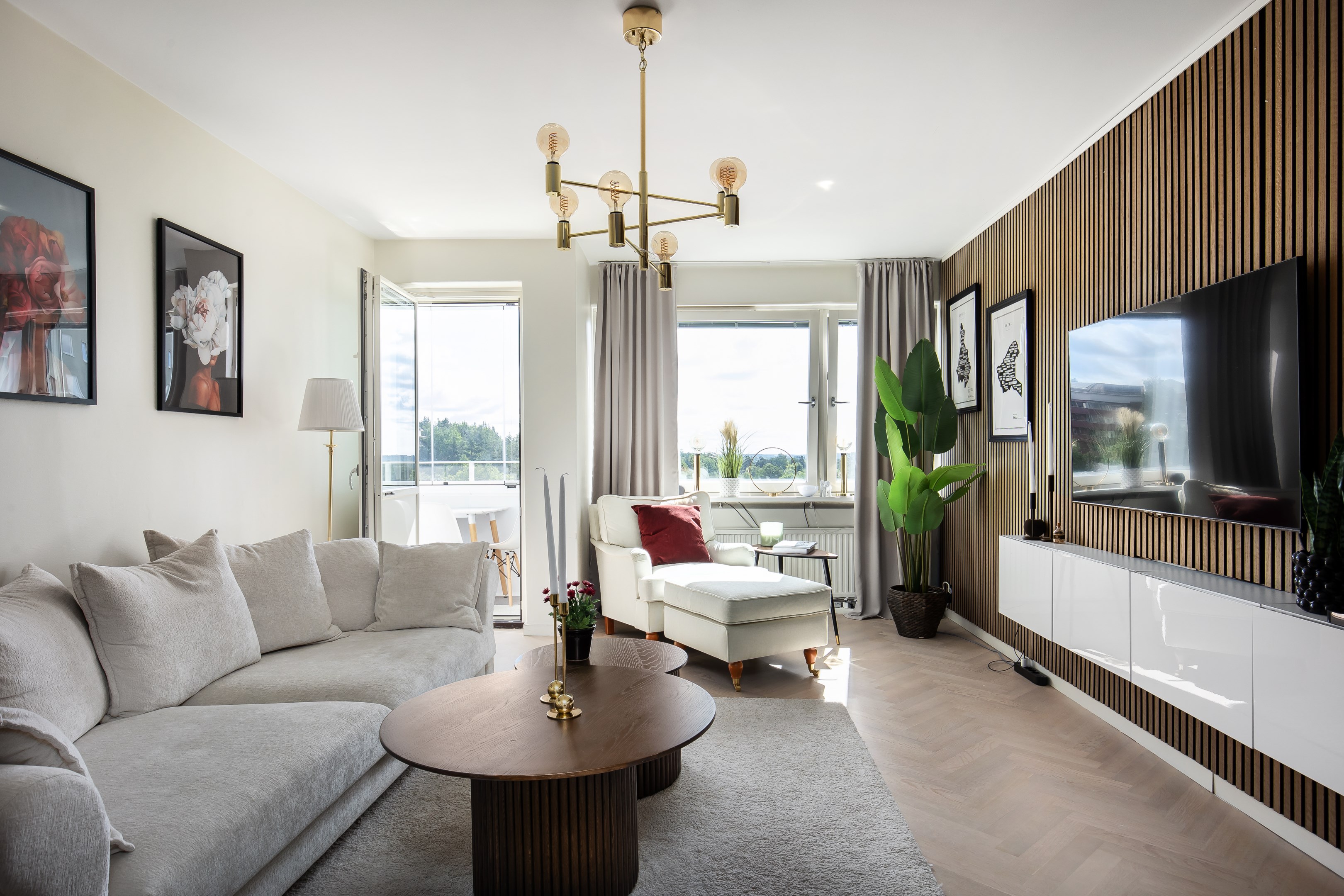 Bostadsbild från Per Hallströms Väg 12, Till salu i Nacka Forum, Nacka