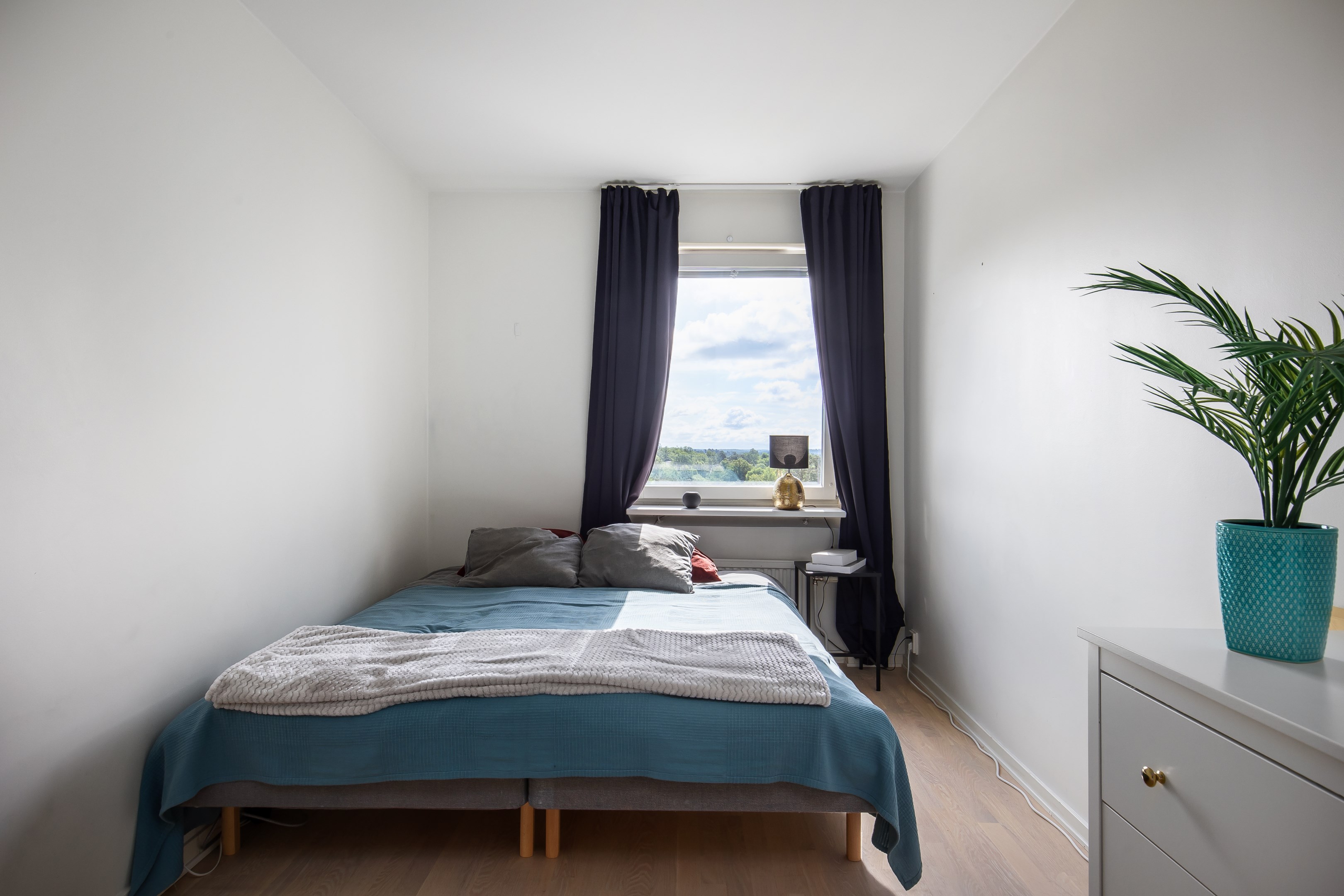 Bostadsbild från Per Hallströms Väg 12, Till salu i Nacka Forum, Nacka