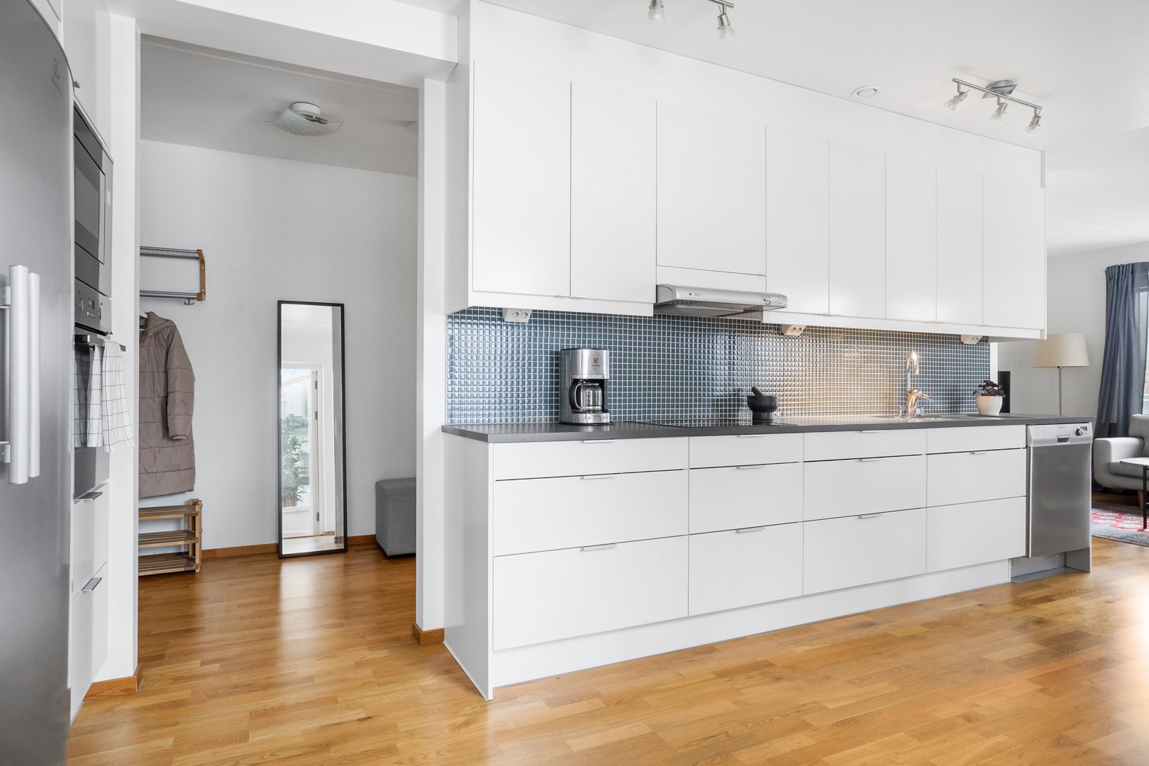 Bostadsbild från Råbyvägen 28, Såld i Kapellgärdet, Uppsala