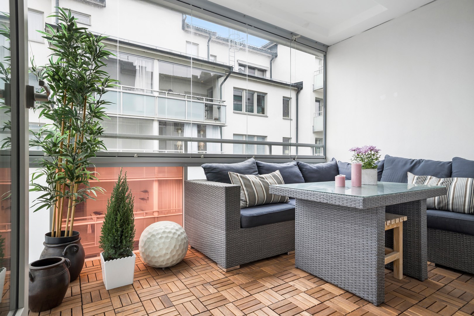 Bostadsbild från Råbyvägen 28, Såld i Kapellgärdet, Uppsala