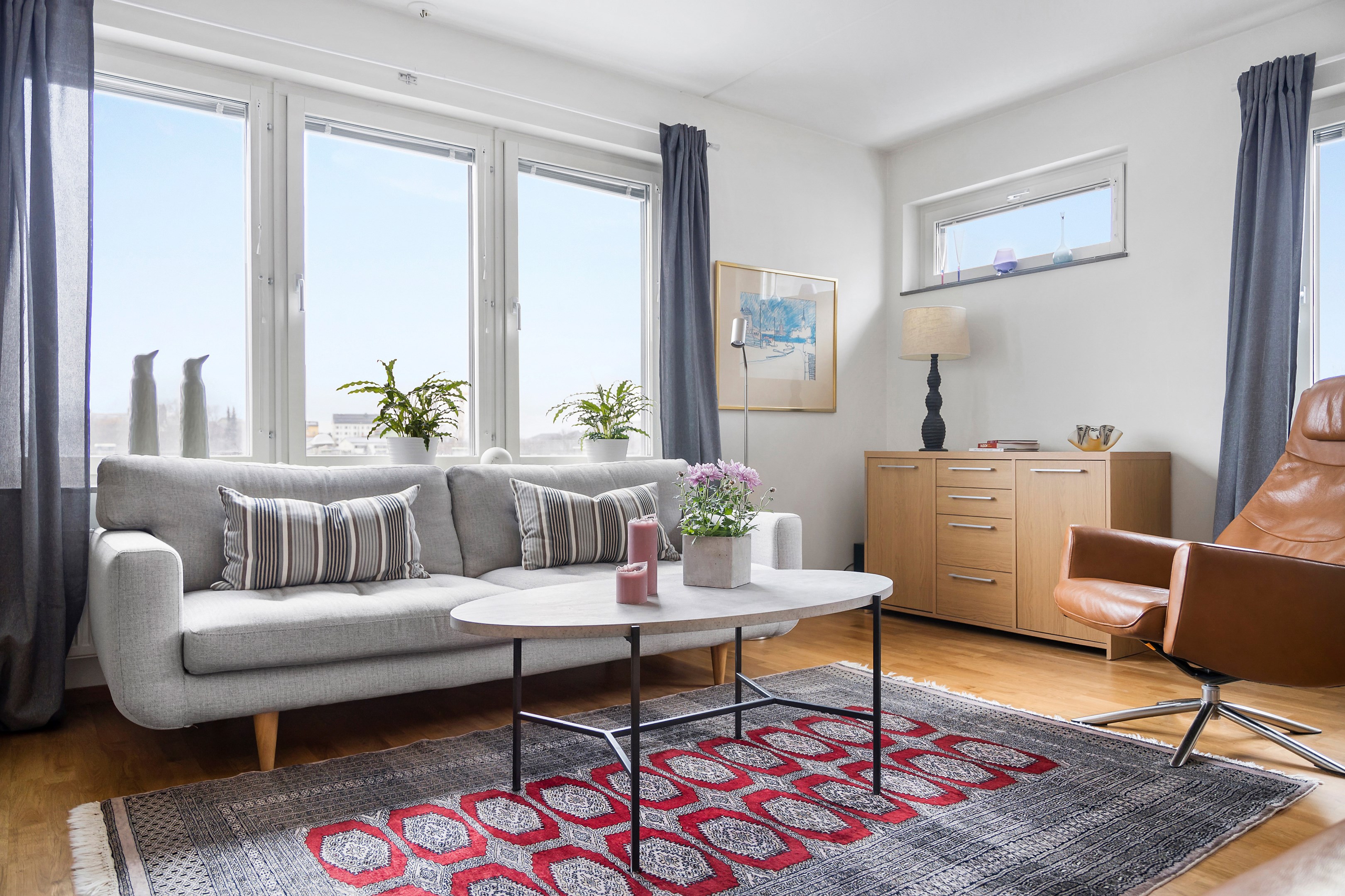 Bostadsbild från Råbyvägen 28, Såld i Kapellgärdet, Uppsala