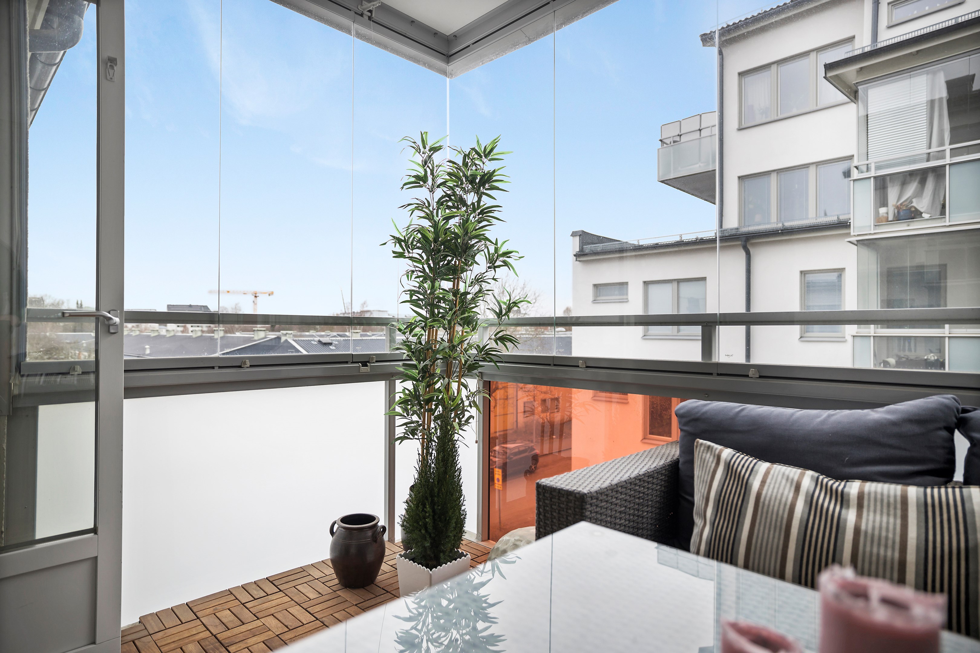 Bostadsbild från Råbyvägen 28, Såld i Kapellgärdet, Uppsala