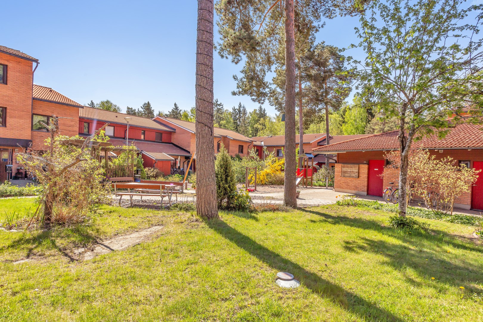 Bostadsbild från Dirigentvägen 151, Såld i Gottsunda, Uppsala