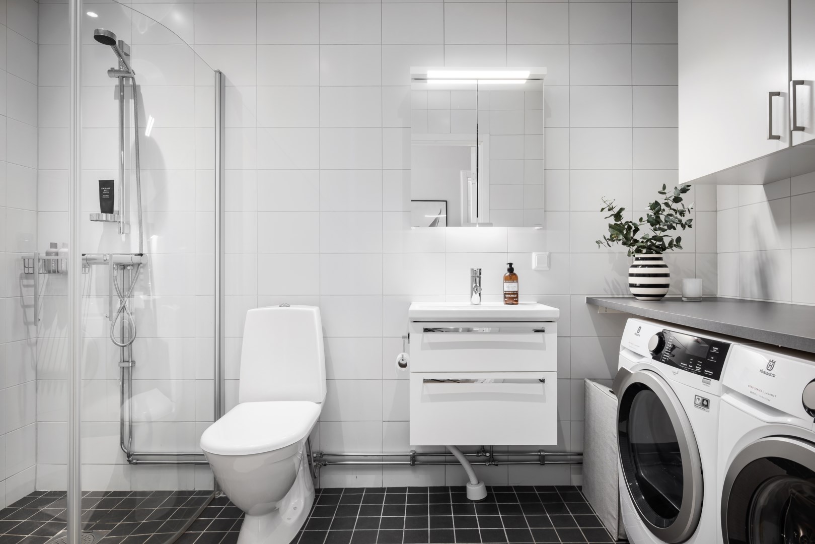 Bostadsbild från Tollare kaj 8, Såld i Tollare, Nacka