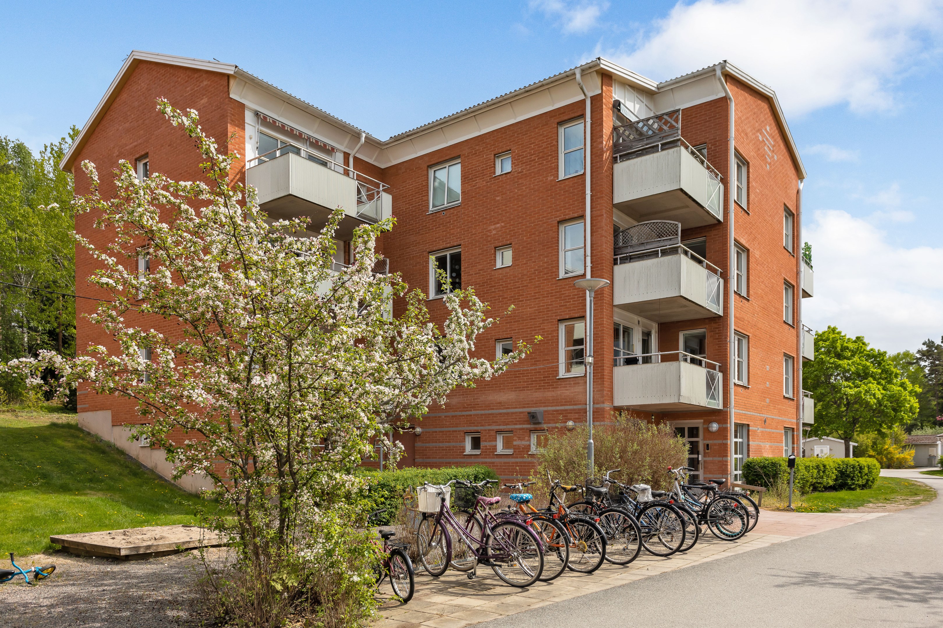 Bostadsbild från Solstrålevägen 147, Såld i Storvreta, Uppsala