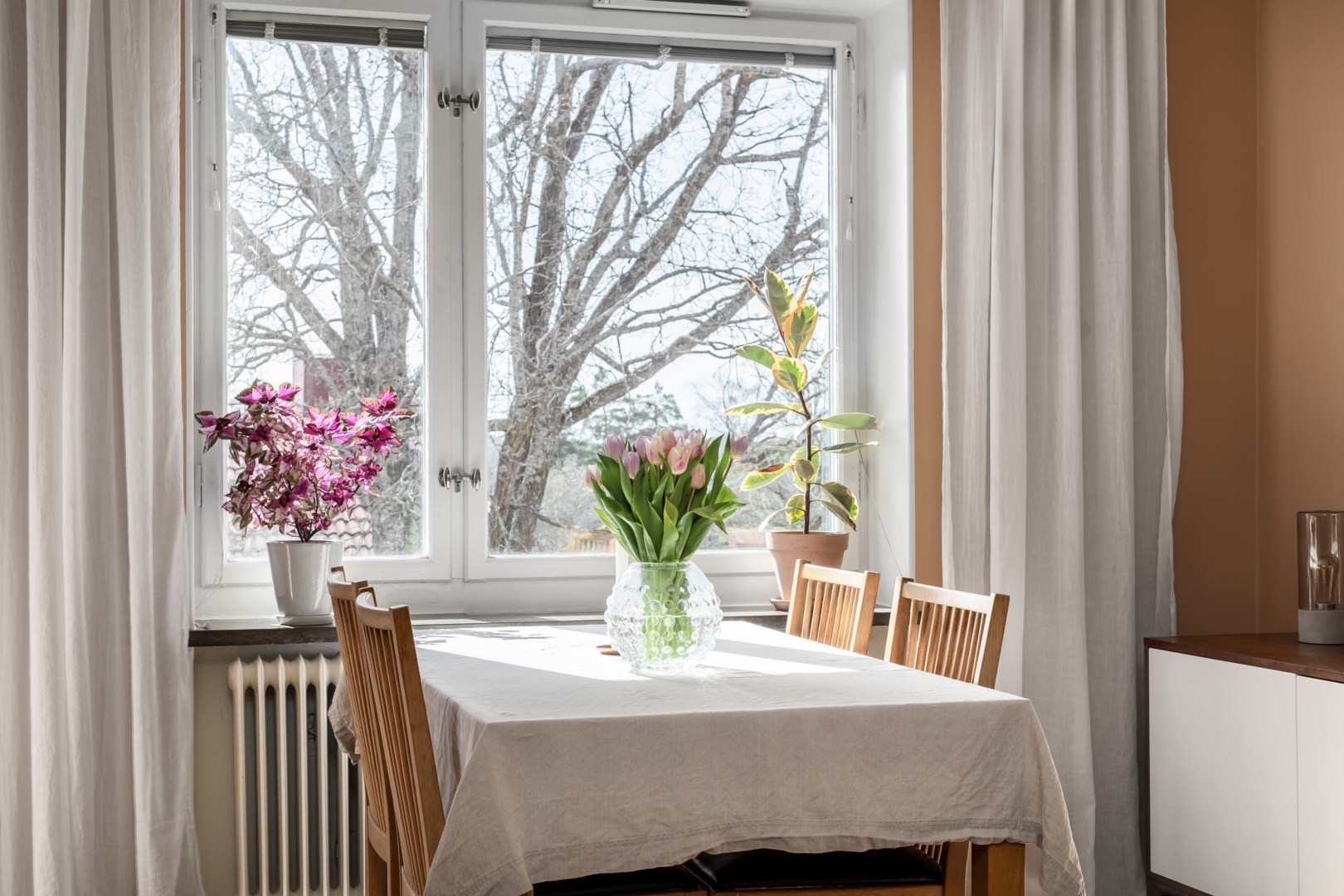 Bostadsbild från Ugglevägen 23B, 3/3 tr, Såld i Saltängen, Nacka