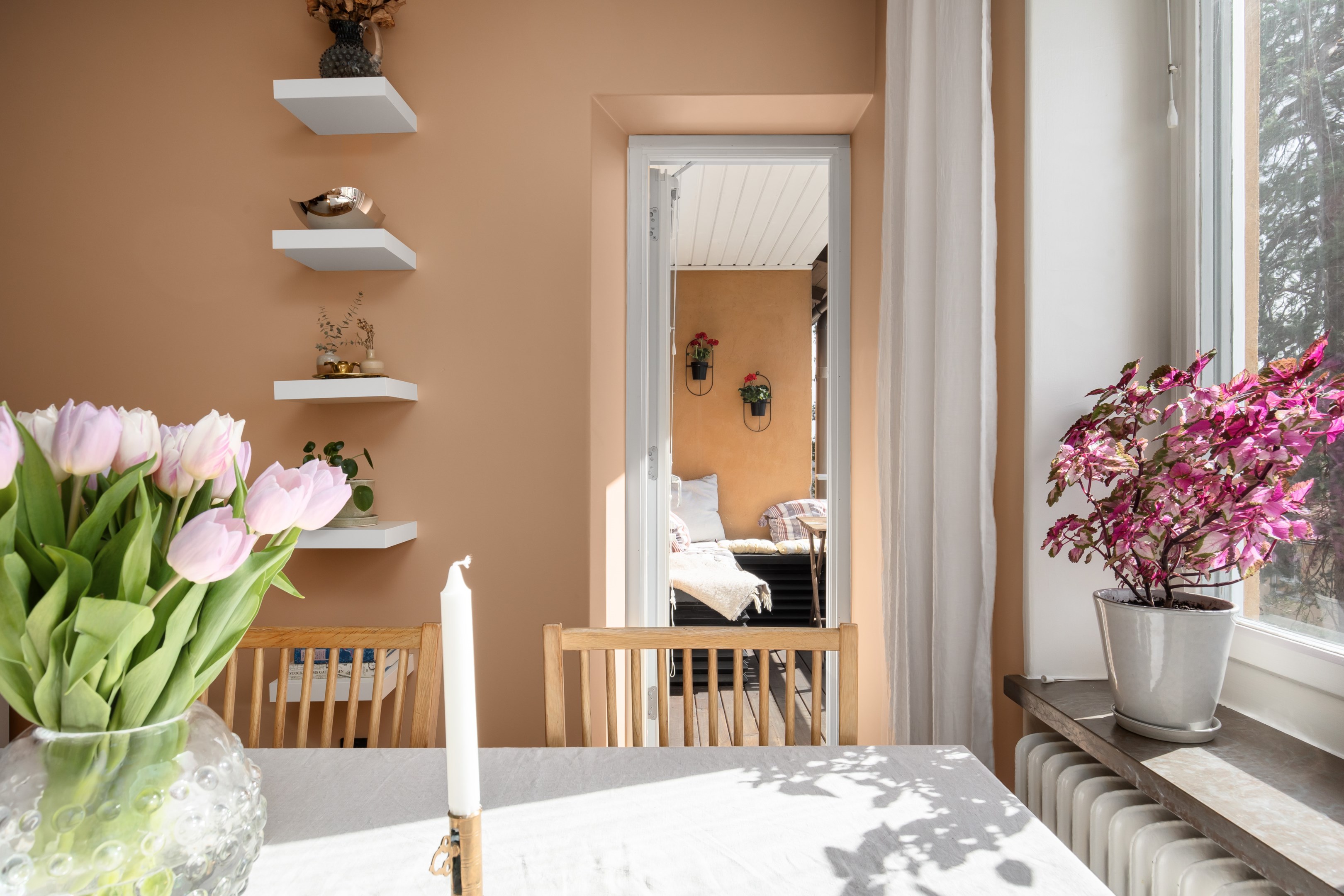 Bostadsbild från Ugglevägen 23B, 3/3 tr, Såld i Saltängen, Nacka