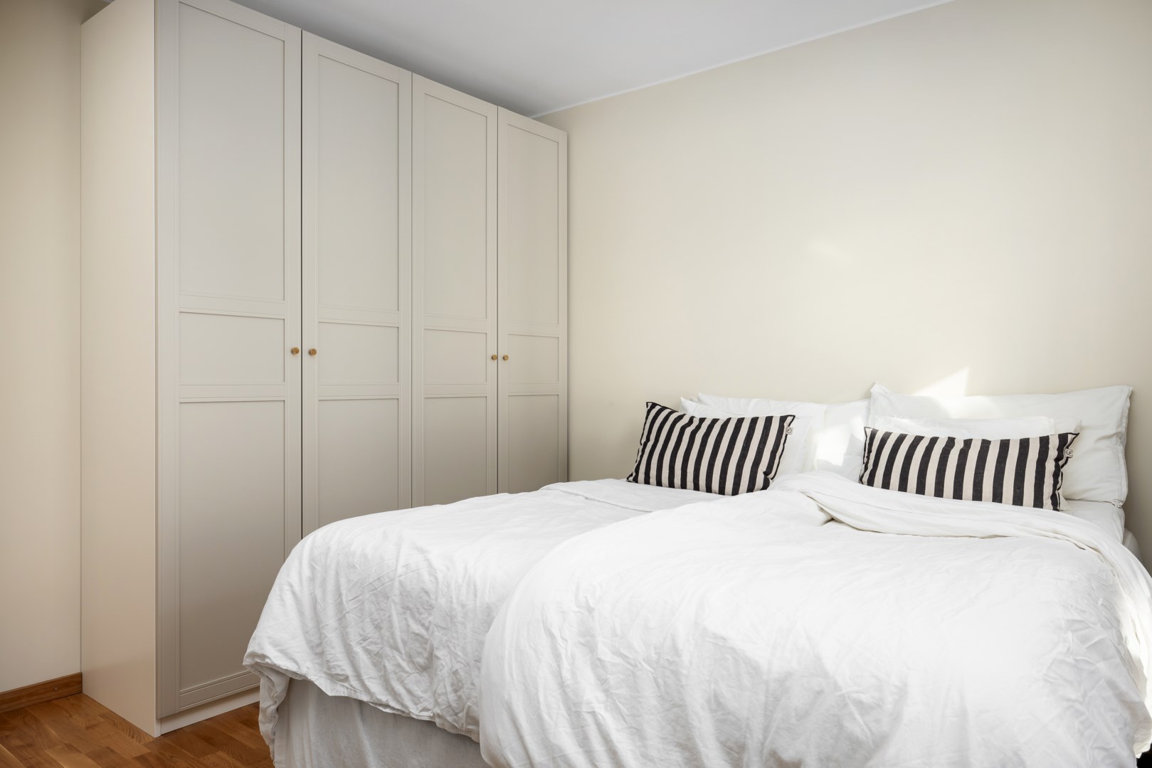 Bostadsbild från Tollare kaj 4, 7/8tr, Såld i Tollare, Nacka