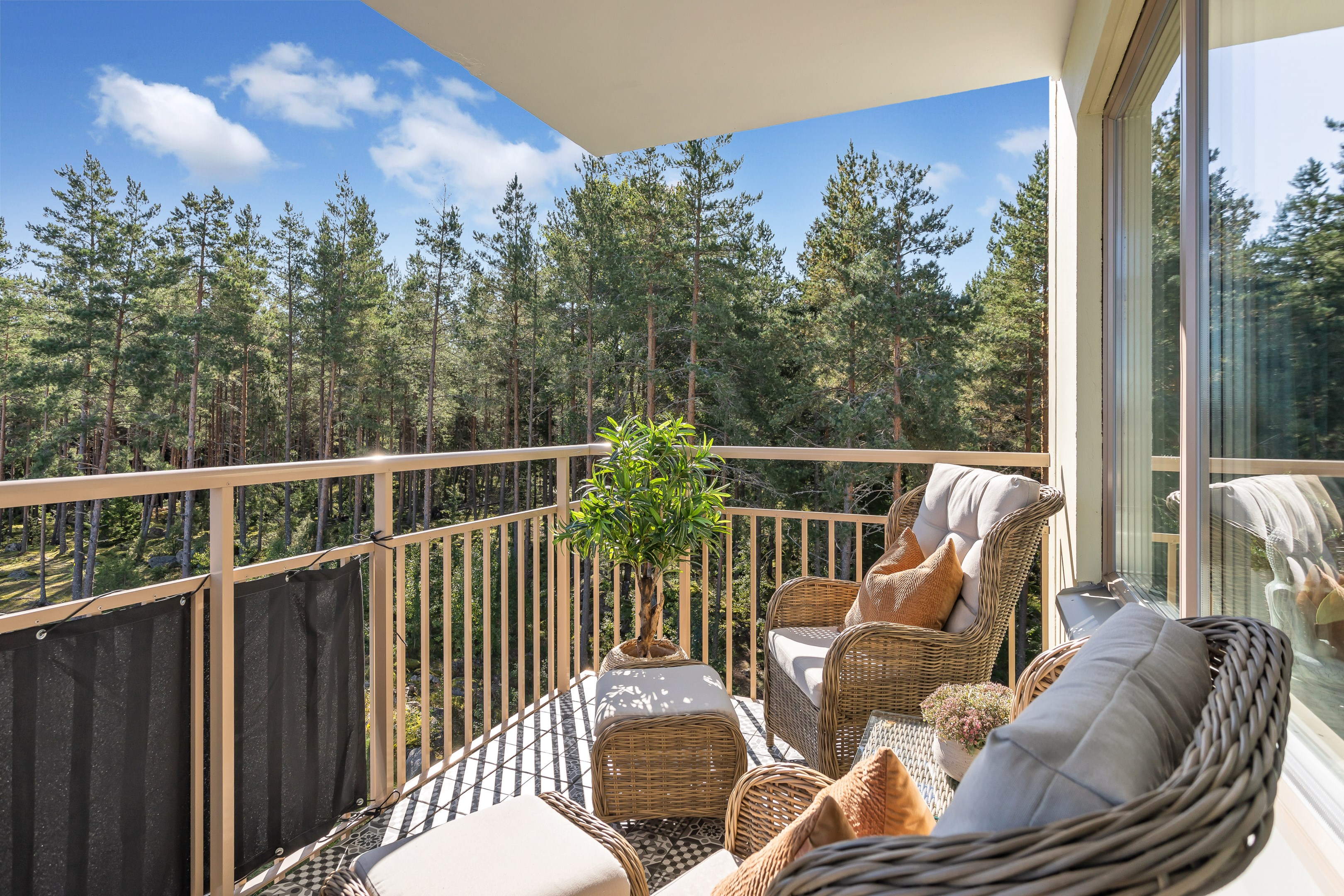 Bostadsbild från Meteorvägen 32, Såld i Fullerö, Uppsala