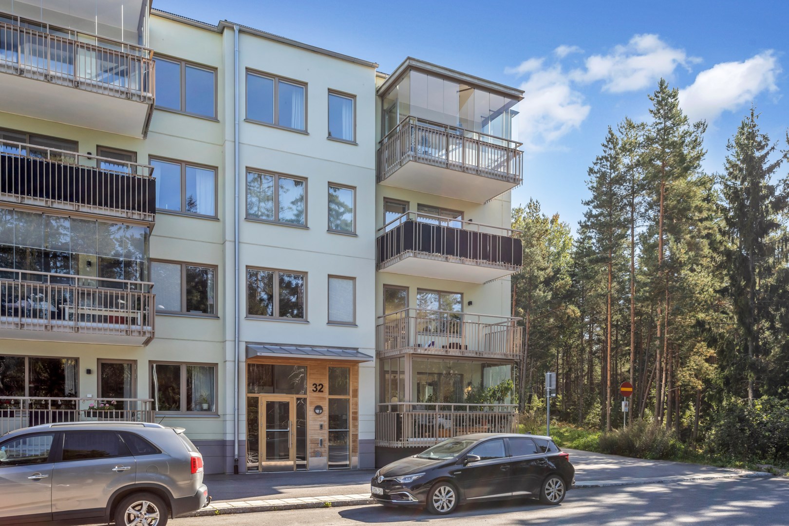 Bostadsbild från Meteorvägen 32, Såld i Fullerö, Uppsala