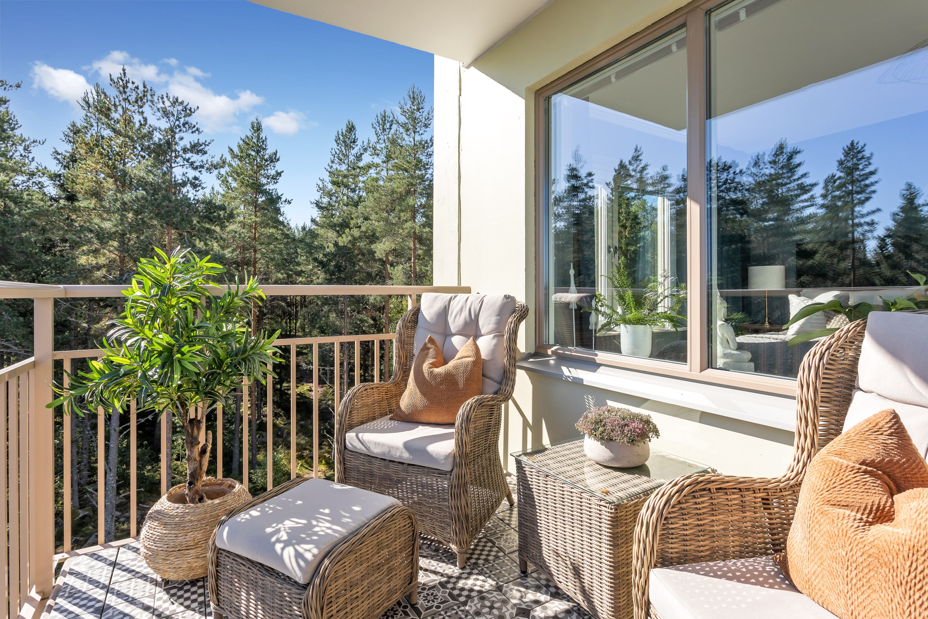 Bostadsbild från Meteorvägen 32, Såld i Fullerö, Uppsala