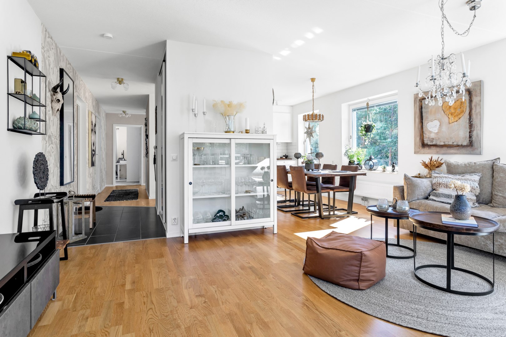 Bostadsbild från Meteorvägen 32, Såld i Fullerö, Uppsala