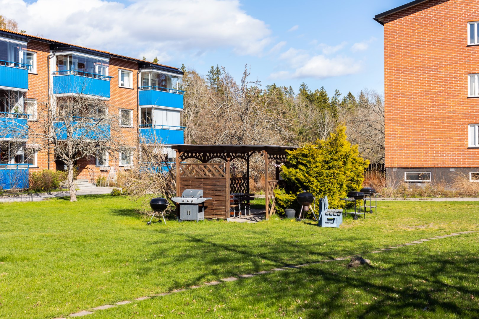 Bostadsbild från Björnskogsvägen 28, Såld i Lugnet, Värmdö