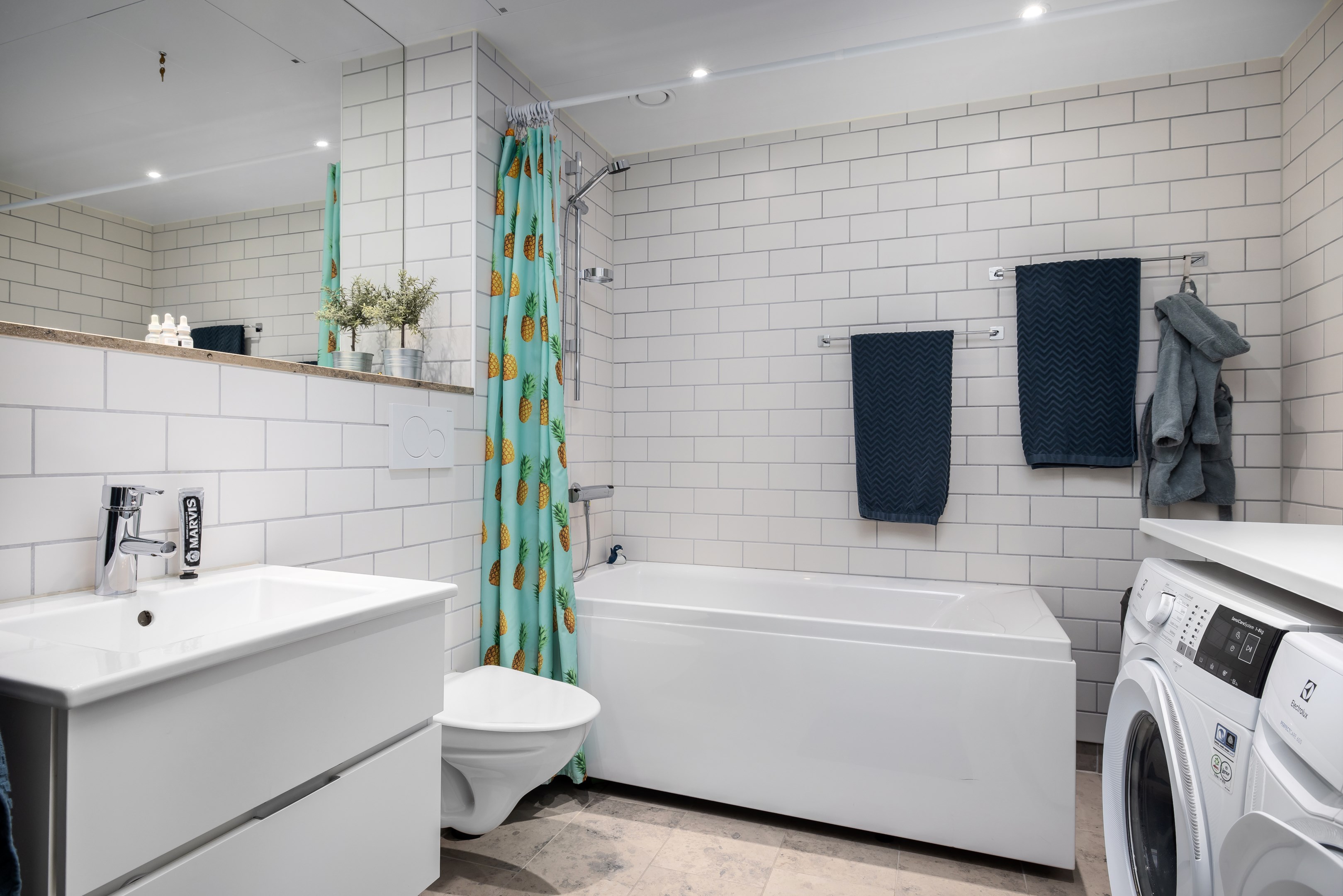 Bostadsbild från Tollare Ängsväg 28, Såld i Tollare, Nacka