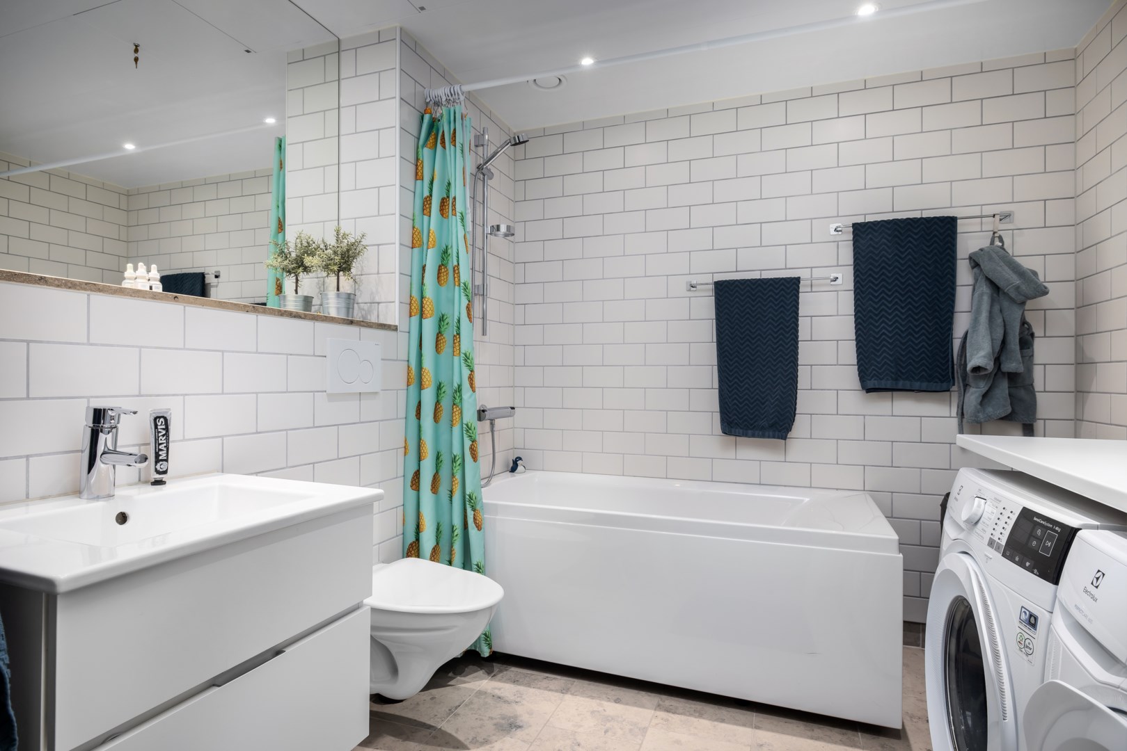 Bostadsbild från Tollare Ängsväg 28, Såld i Tollare, Nacka