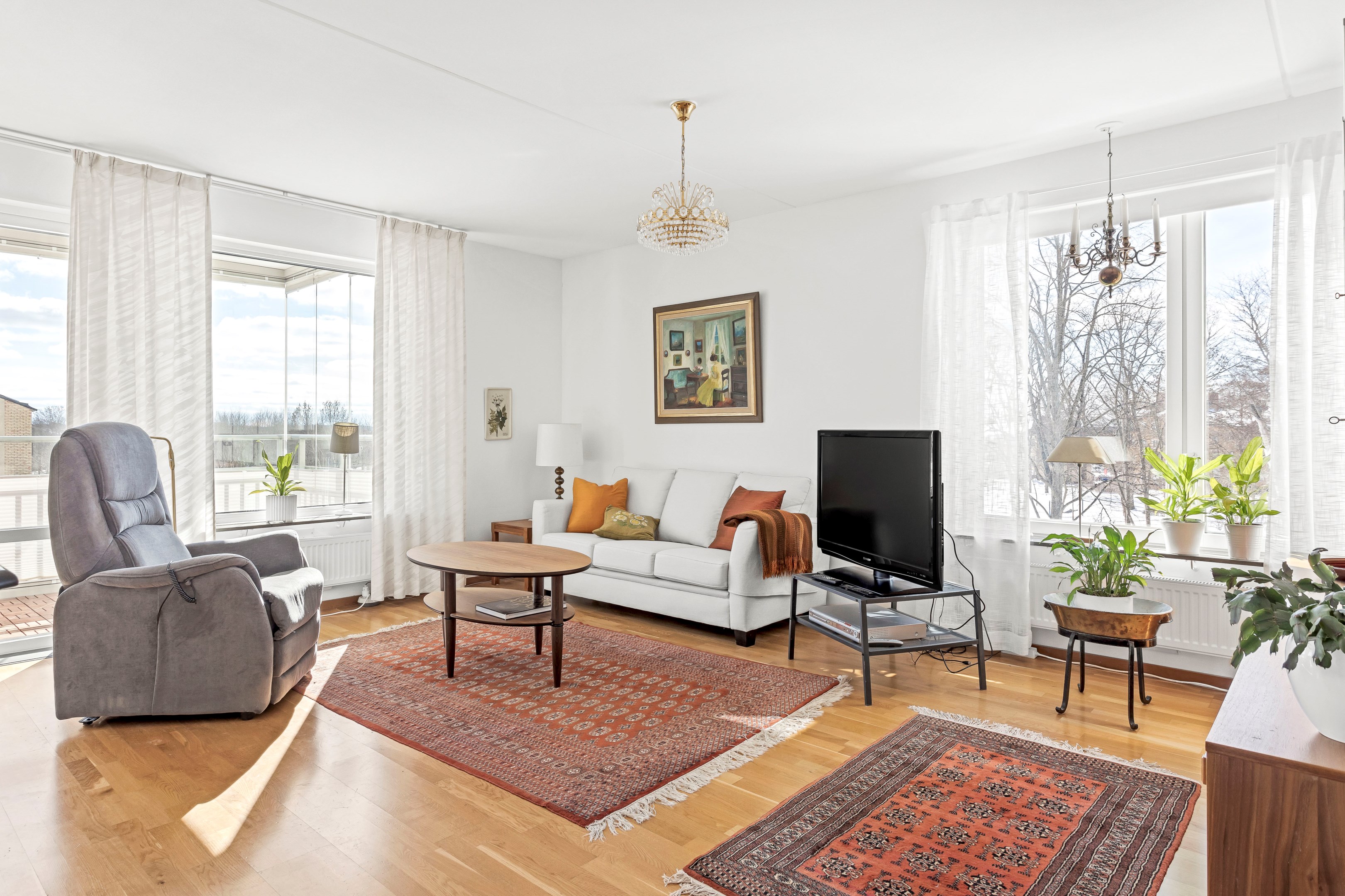 Bostadsbild från Källparksgatan 19, Såld i Salabacke, Uppsala