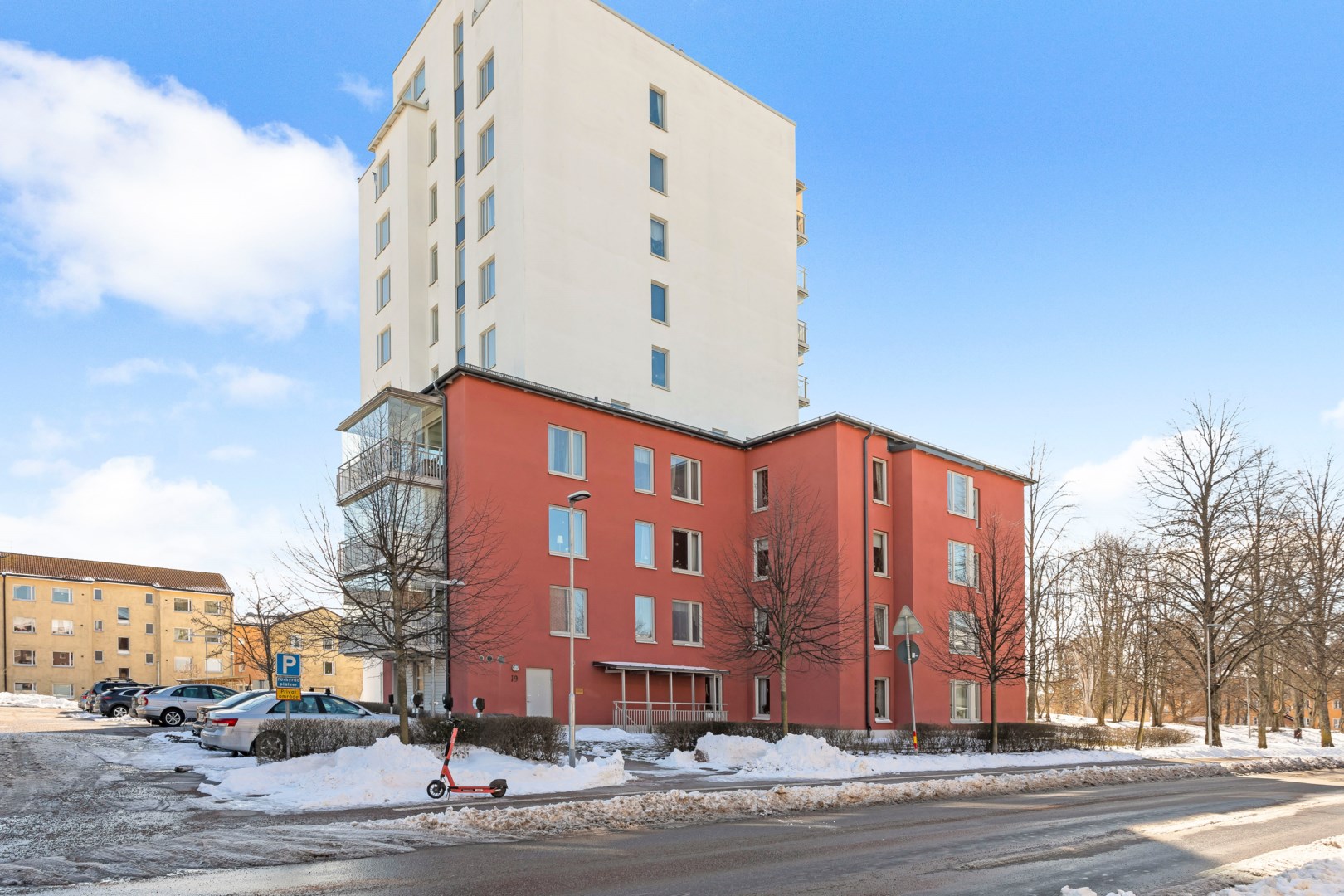 Bostadsbild från Källparksgatan 19, Såld i Salabacke, Uppsala