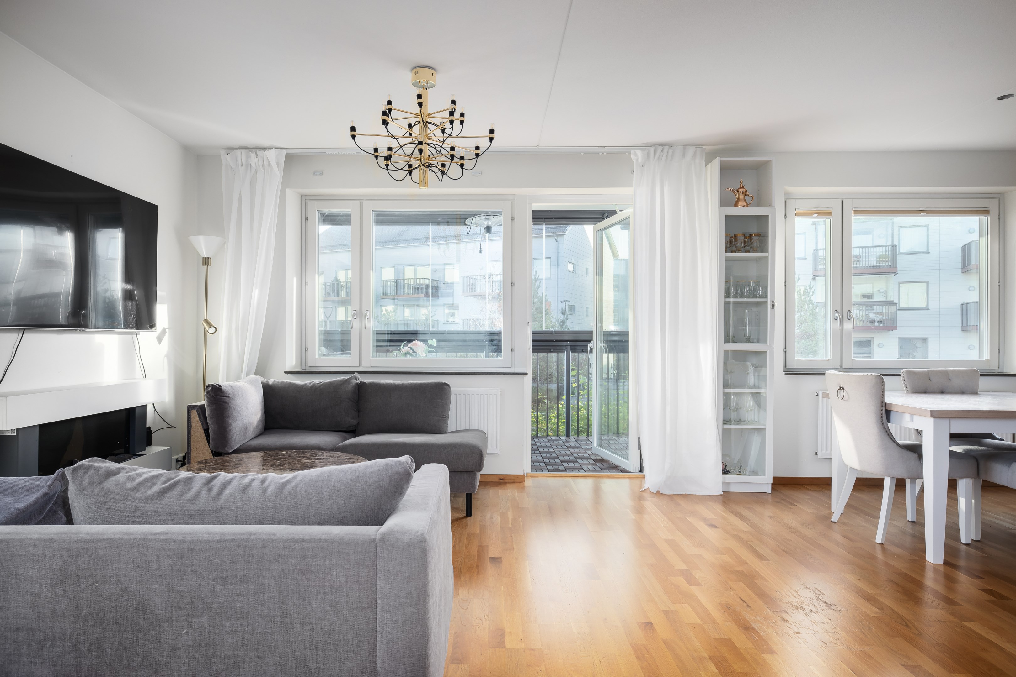 Bostadsbild från Tollarevägen 24, Såld i Tollare, Nacka