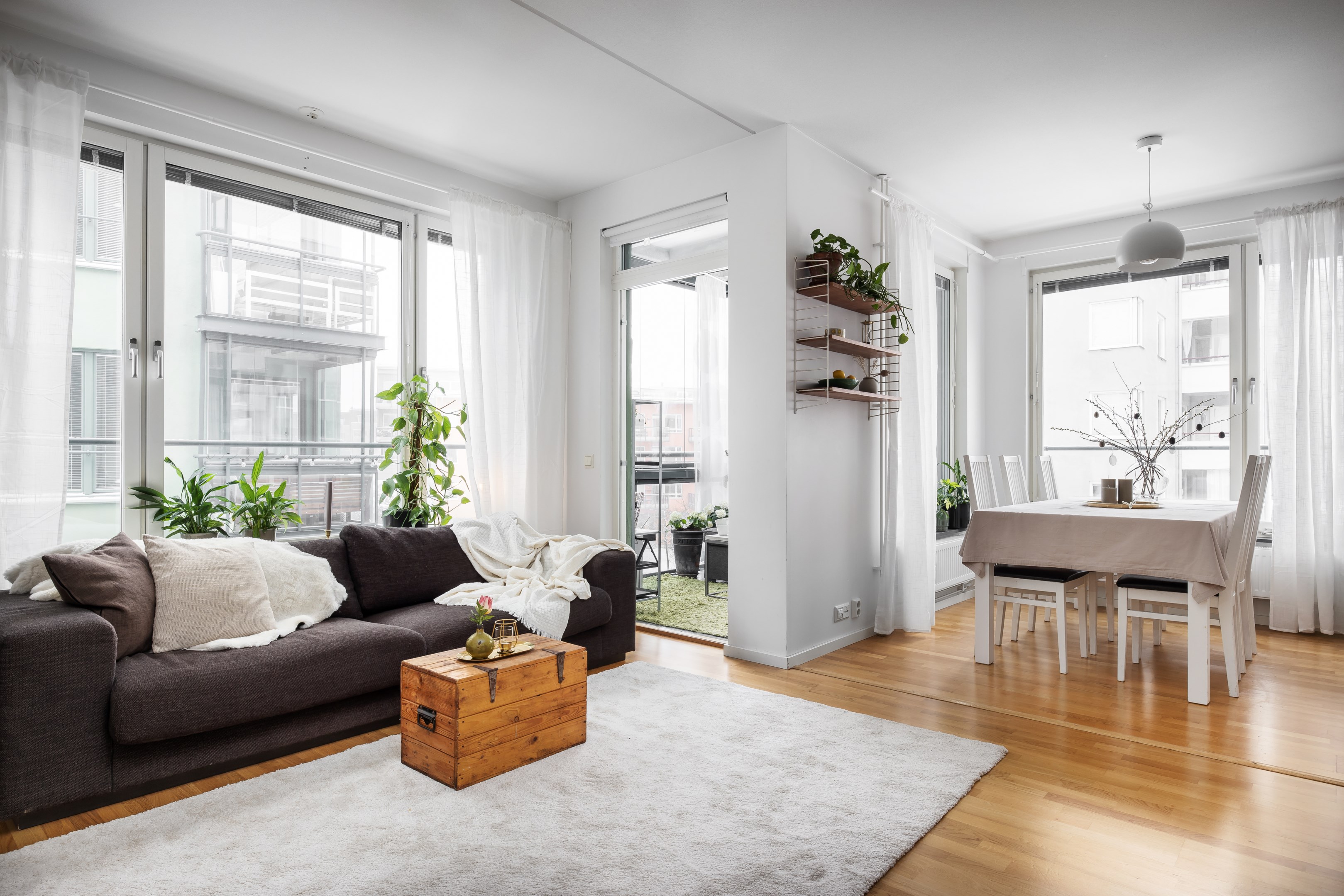 Bostadsbild från Sjökvarnsbacken 6, Såld i Saltsjöqvarn, Nacka